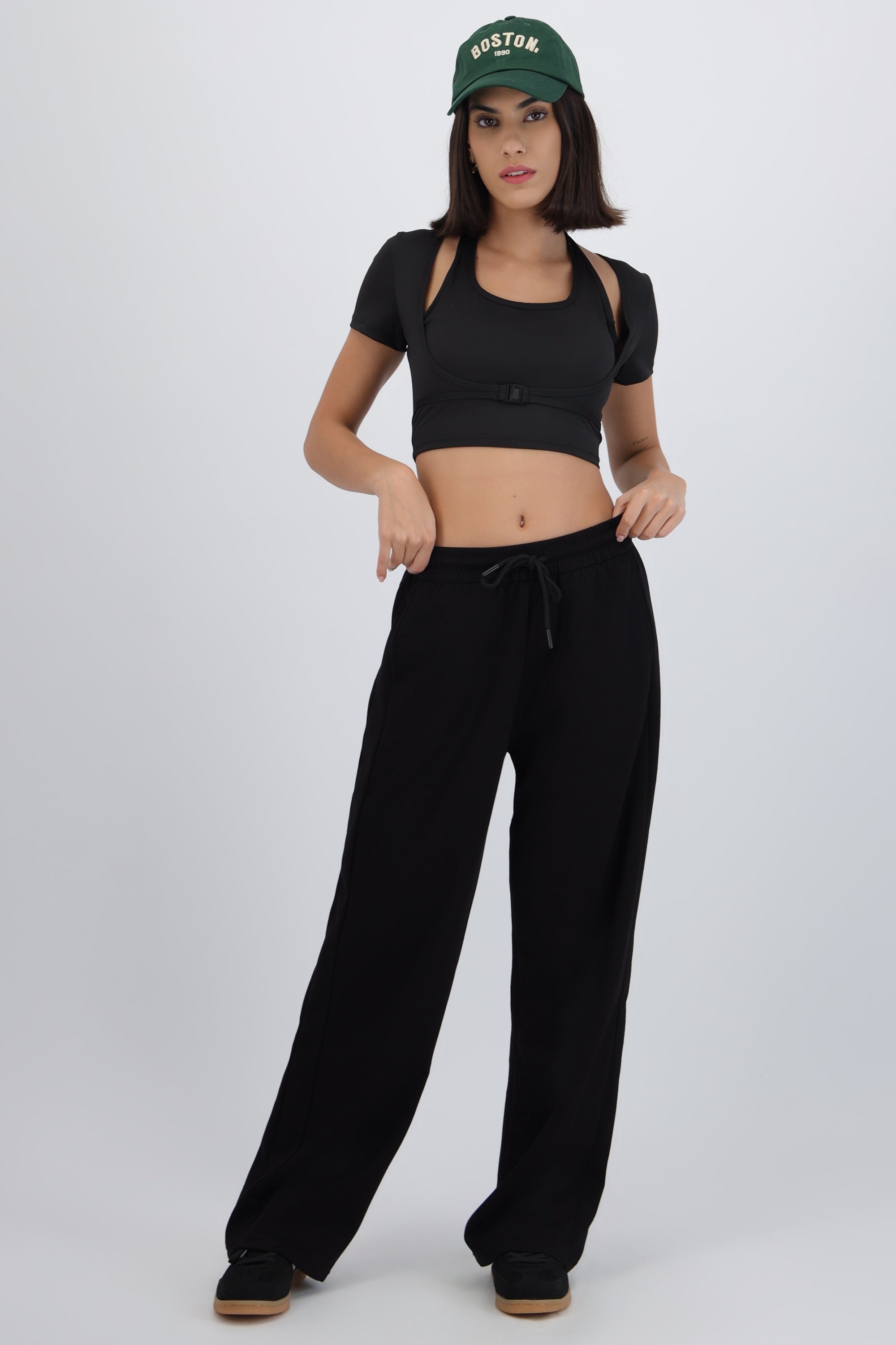 Pants lisos con bolsas