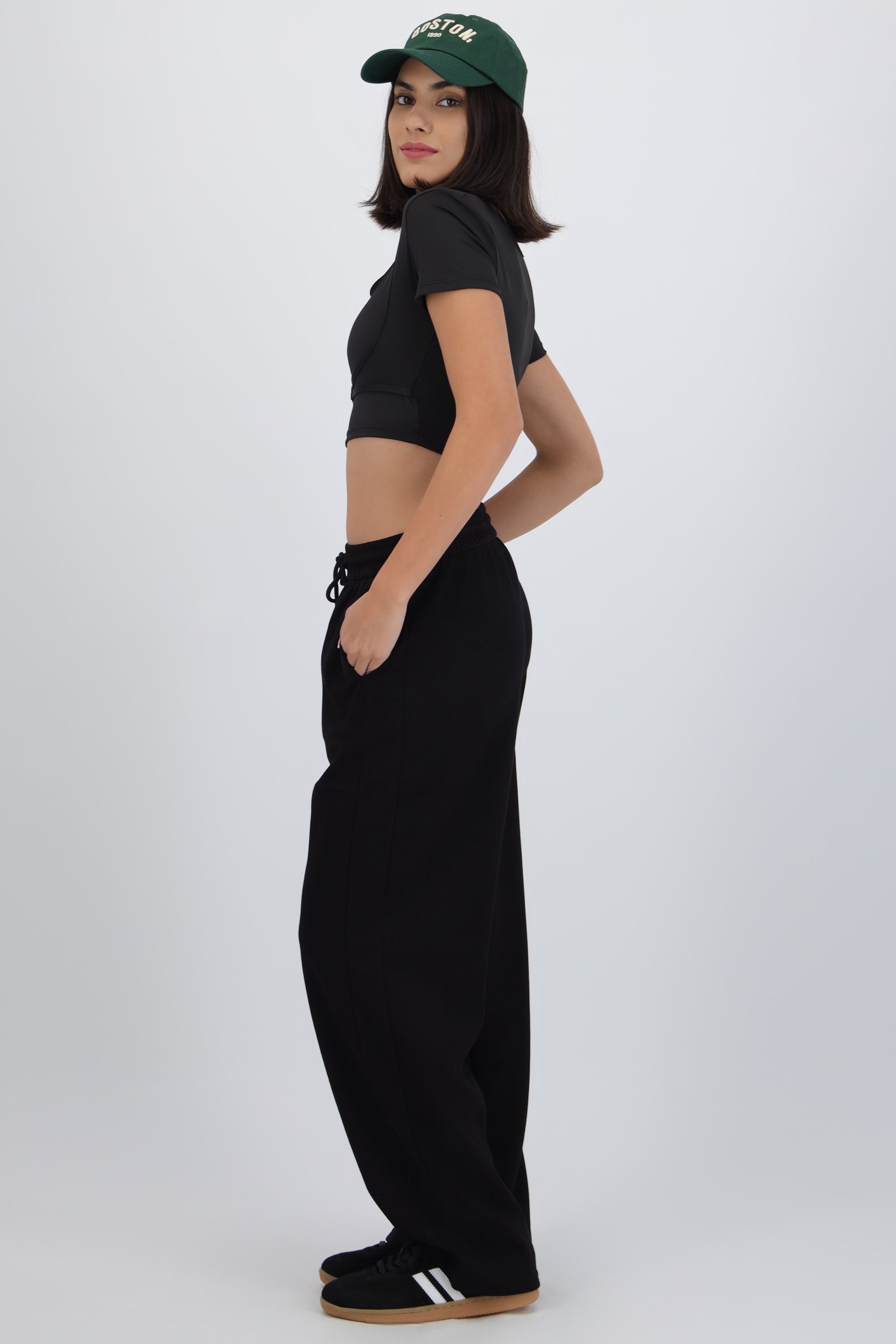 Pants lisos con bolsas