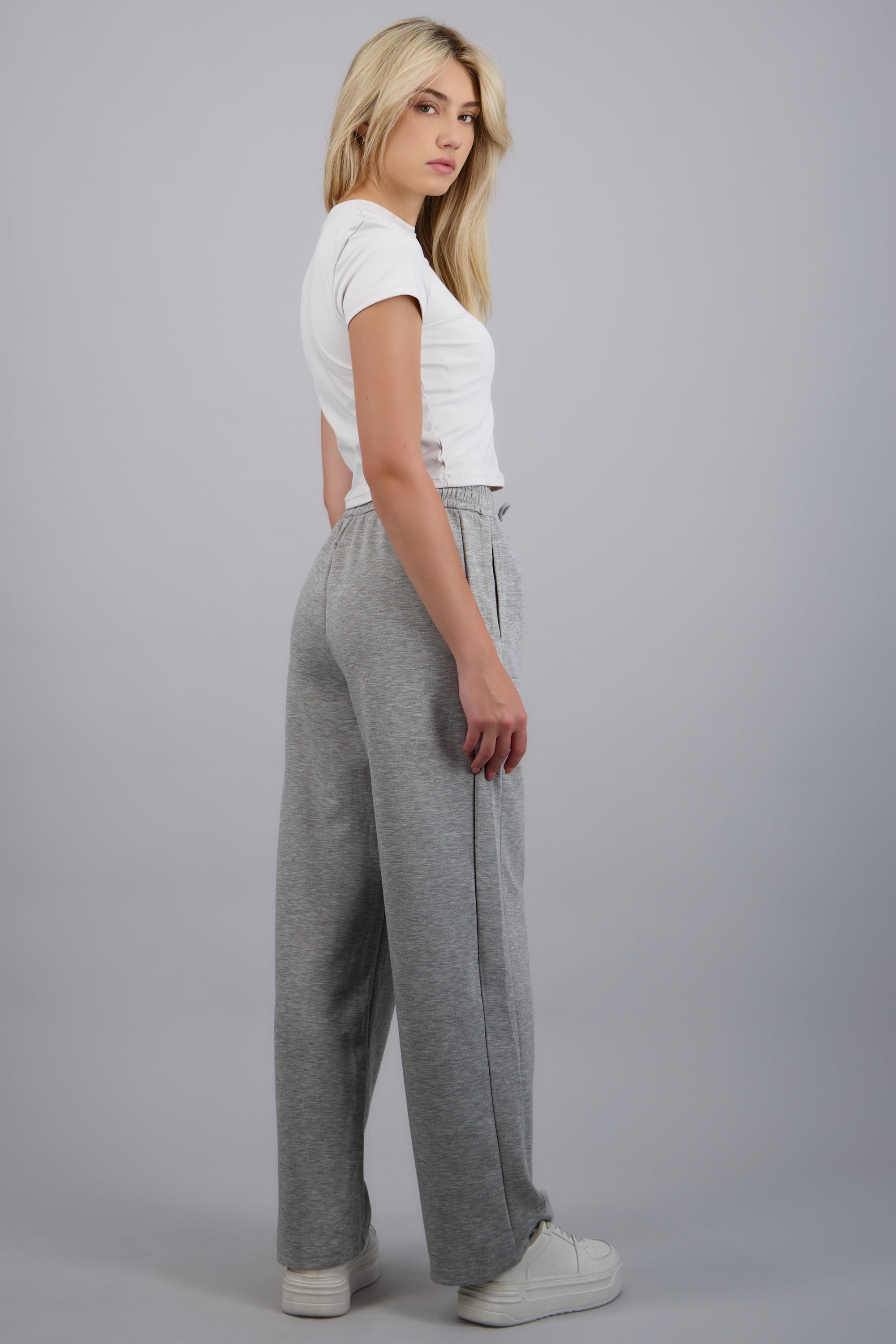 HEATHER GRAY