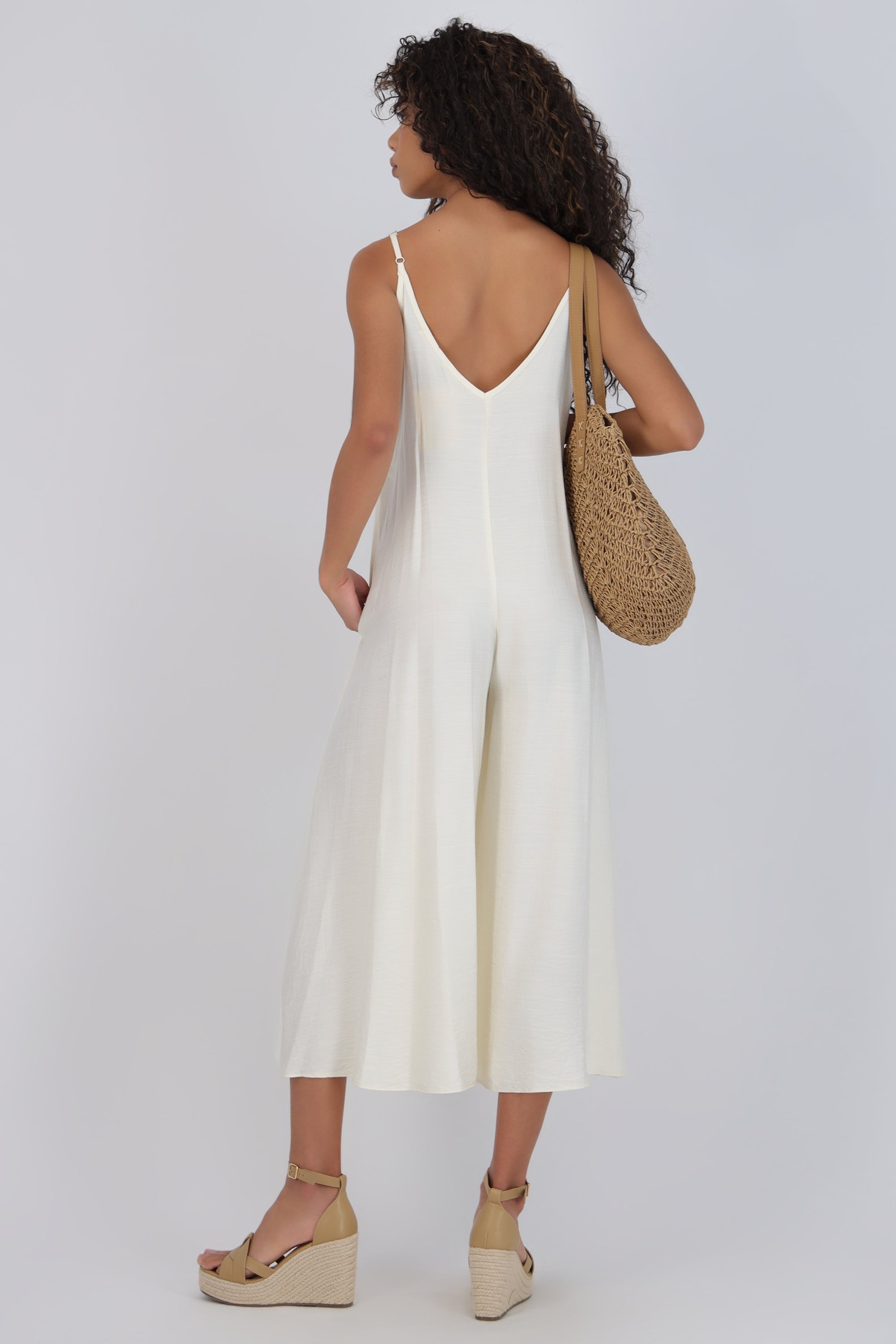 Jumpsuit fluido con bolsas
