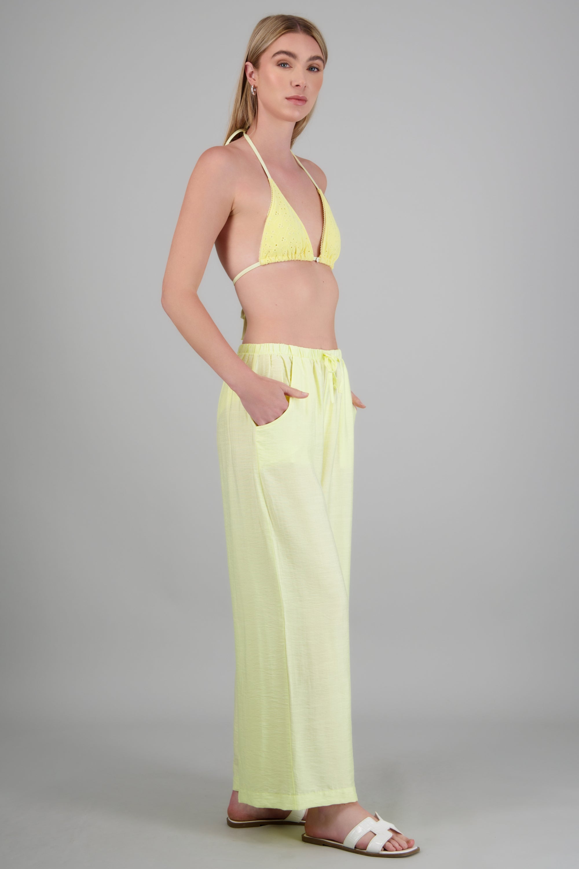 PASTEL YELLOW