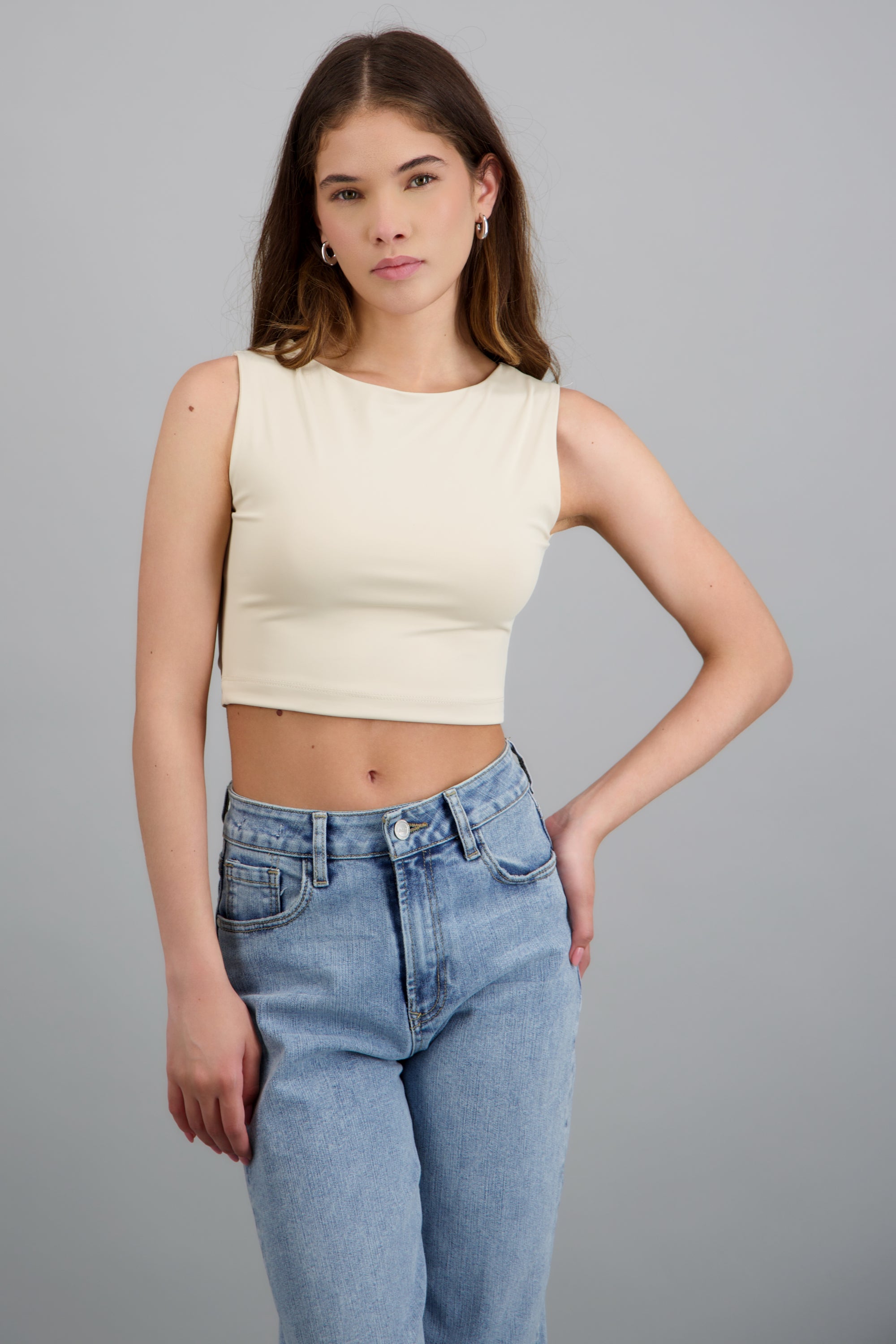 Top espalda descubierta detalle moño BEIGE