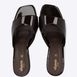 Tacon peep toe charol