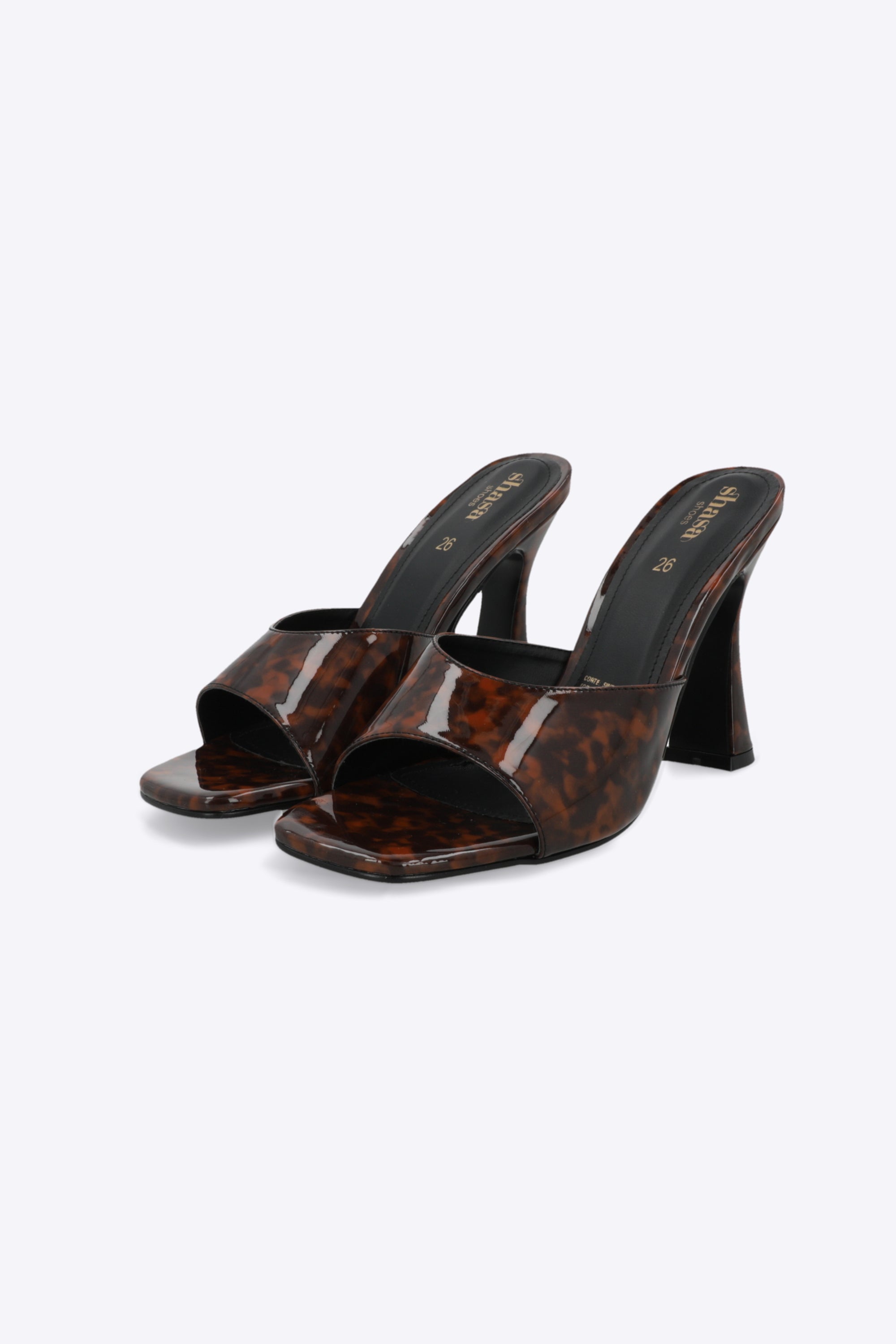 Tacon peep toe charol