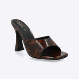 Tacon peep toe charol