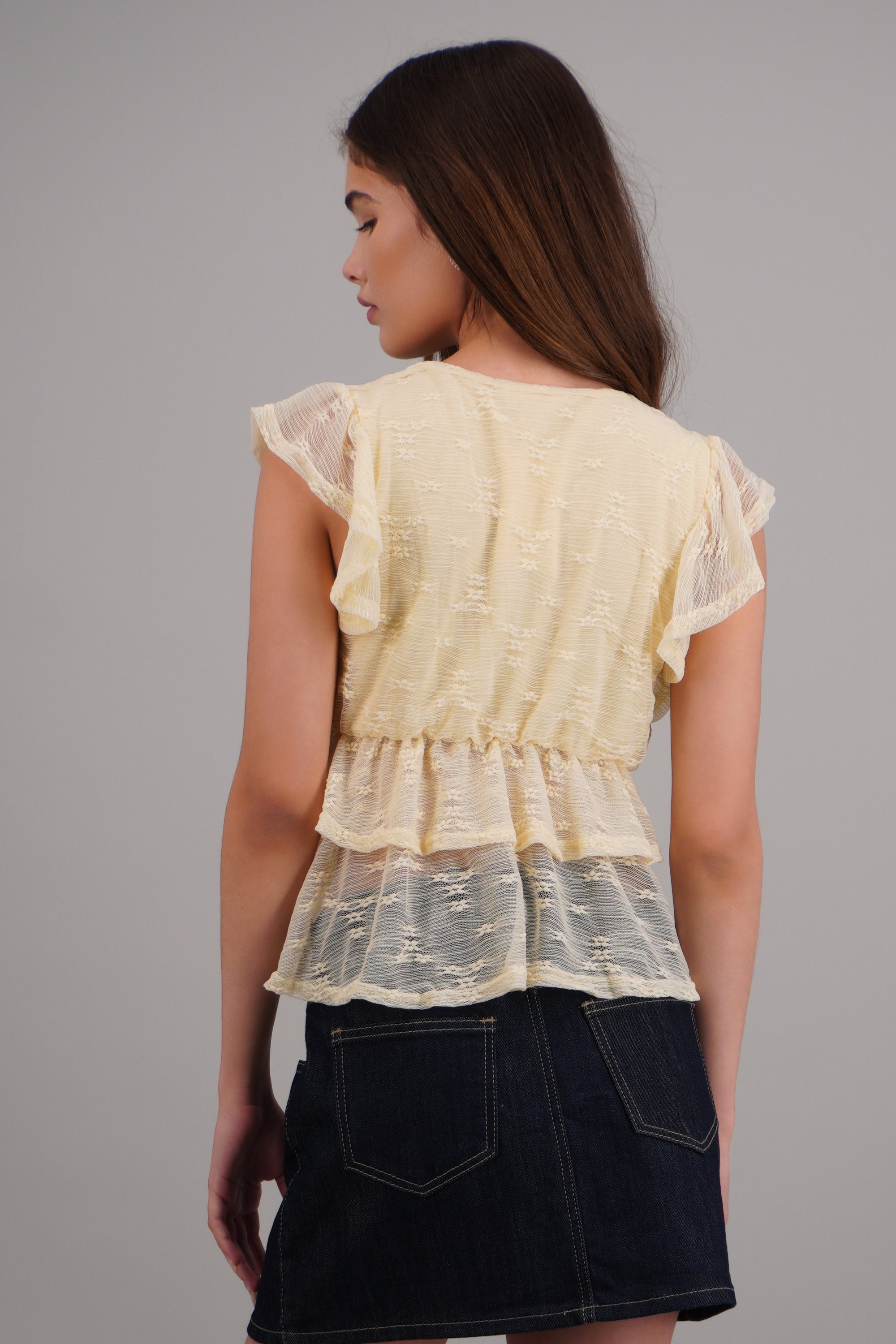 Blusa encaje con olanes AMARILLO