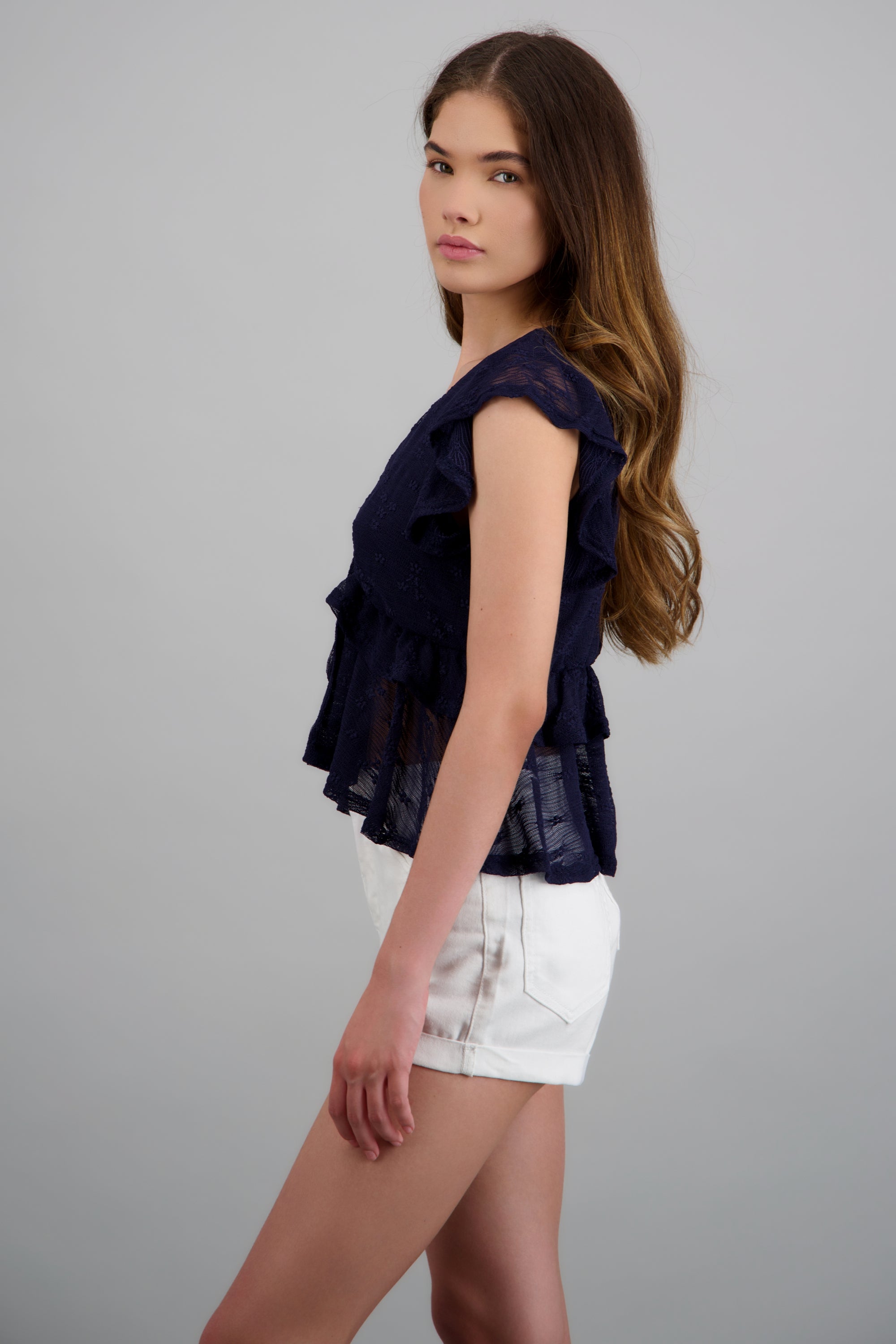 Blusa encaje con olanes MARINO