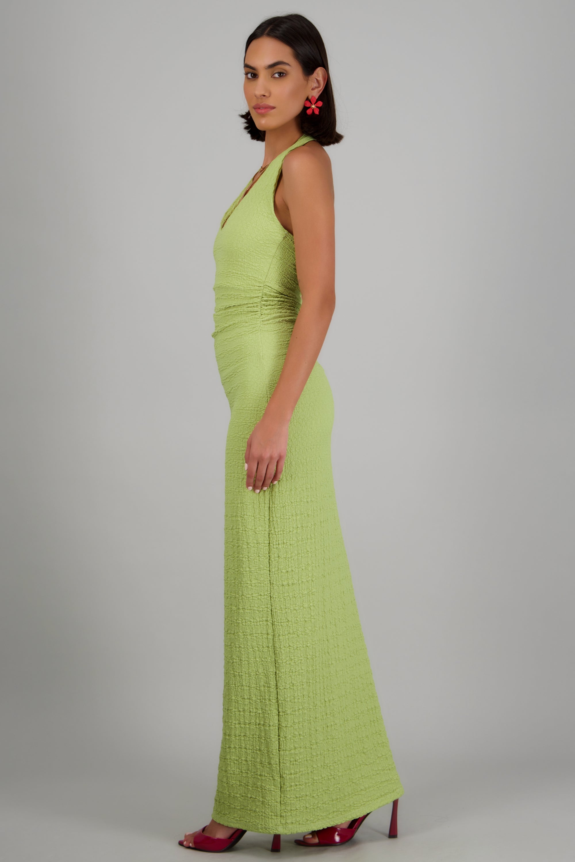 Vetido halter textura VERDE MANZANA