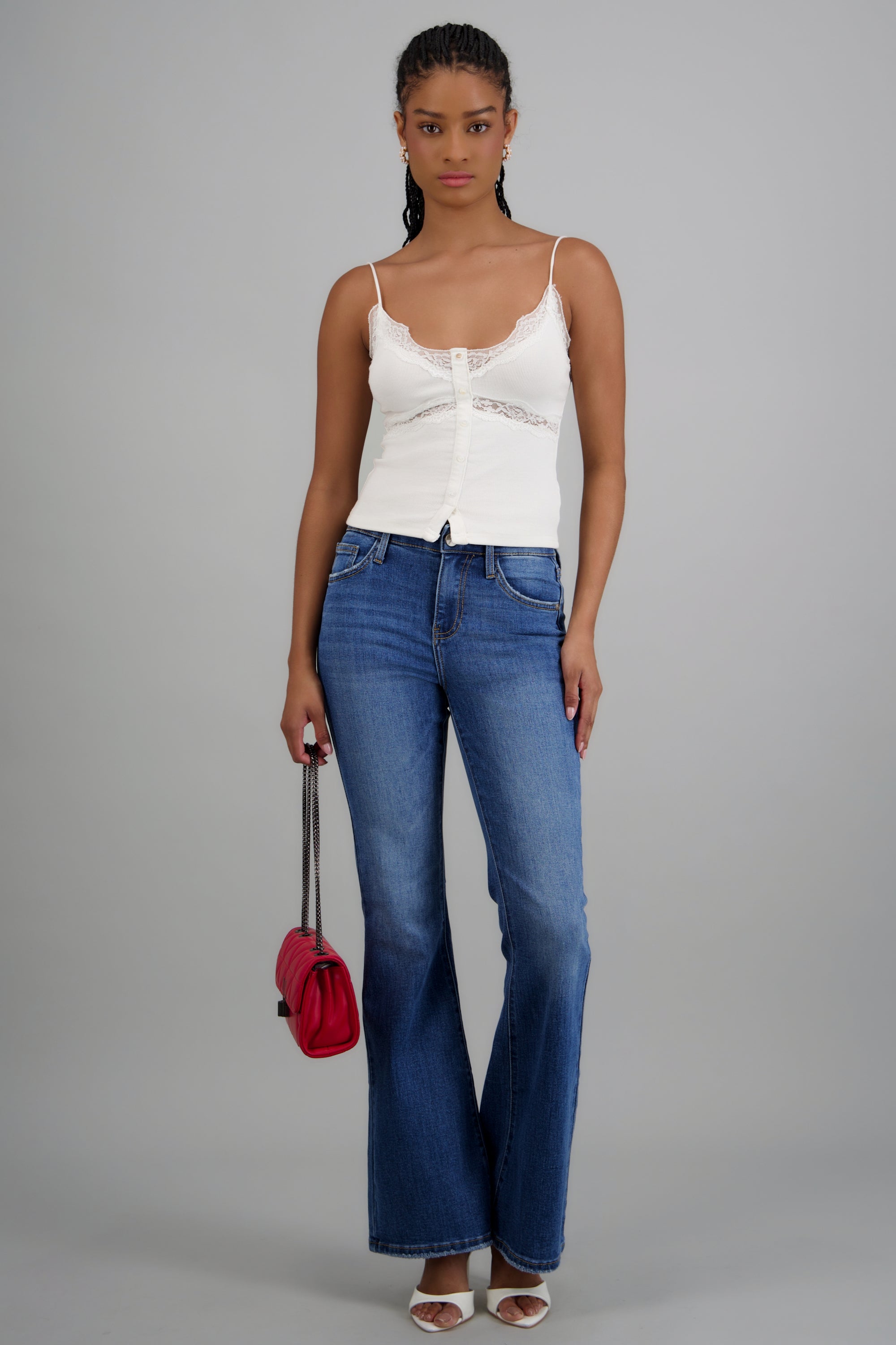 Jeans flare básicos MEDIUM WASH