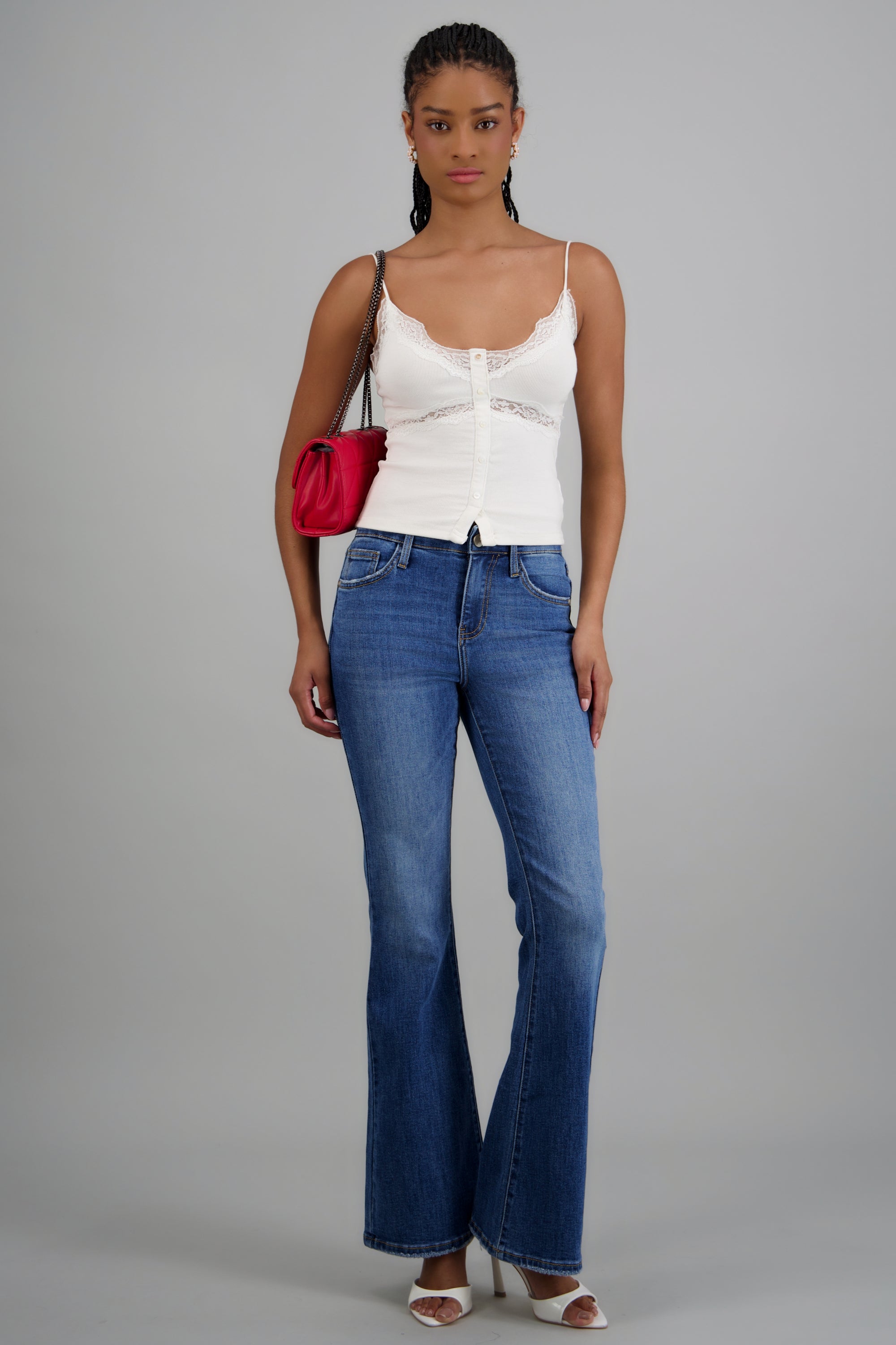 Jeans flare básicos MEDIUM WASH