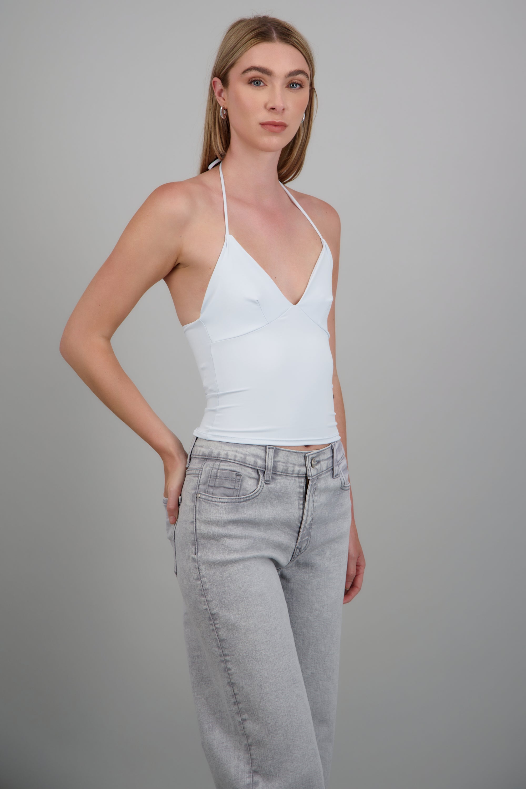 Top liso detalle corte AZUL PASTEL