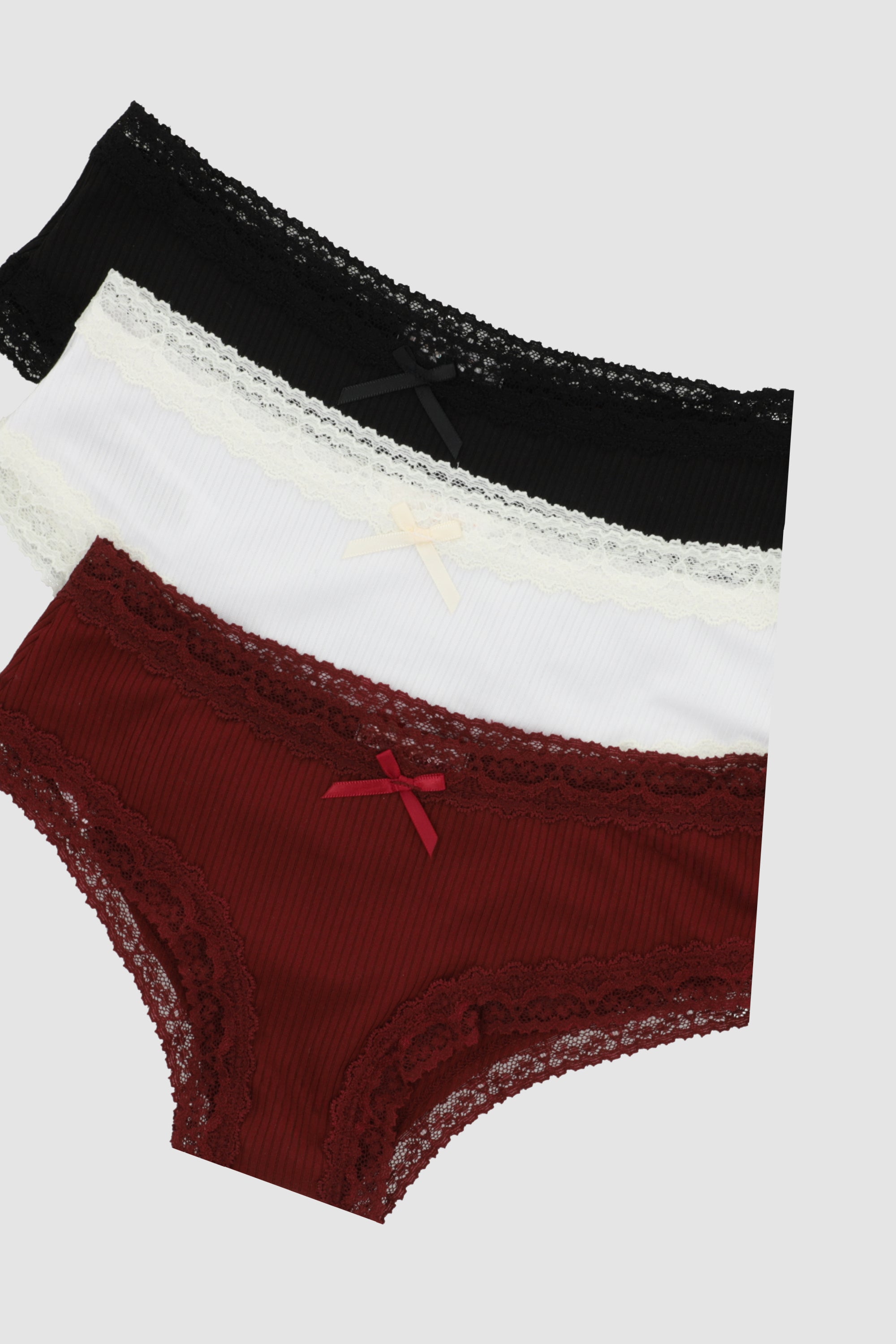 Tripack bikini rib detalle encaje NEGRO COMBO