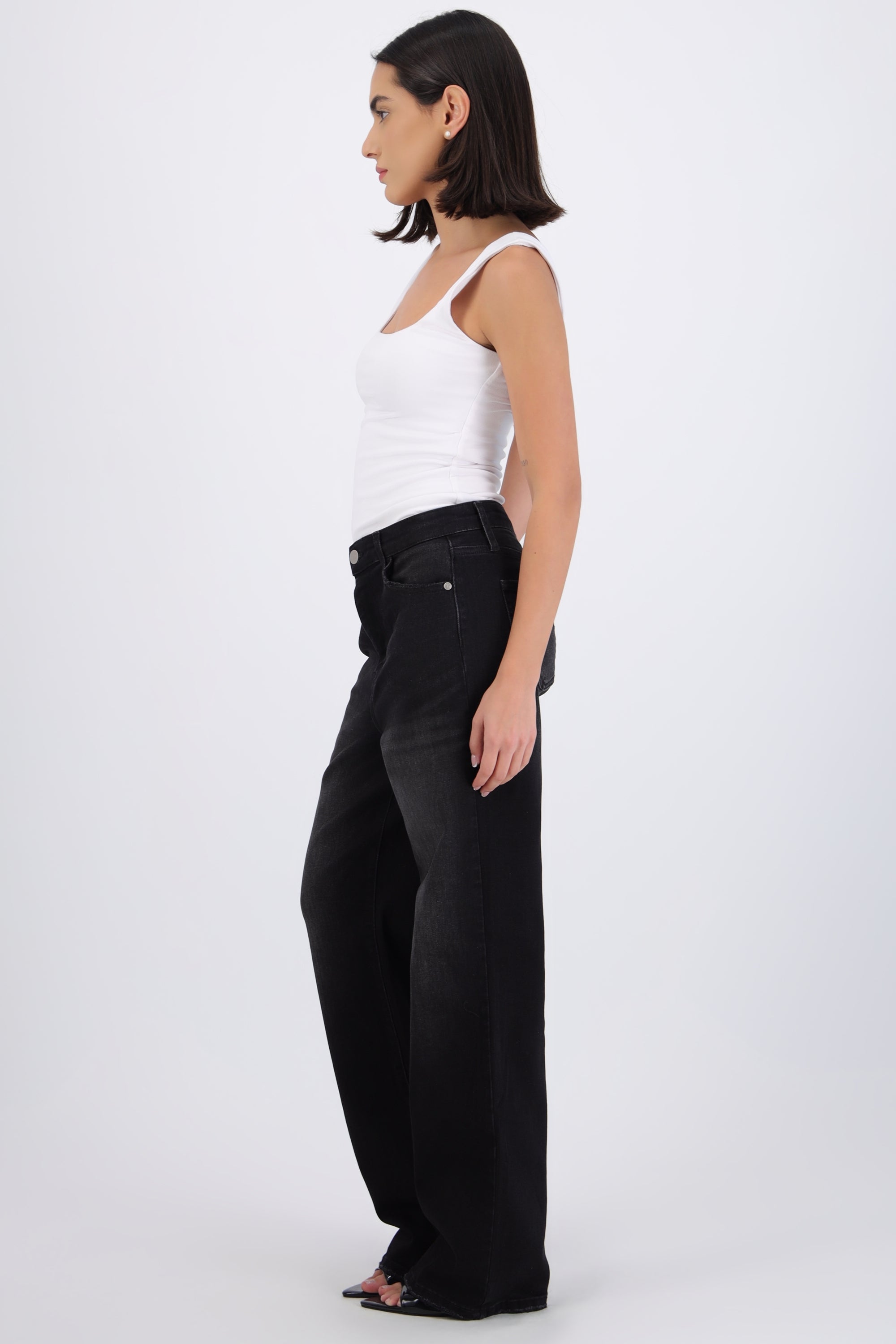 Wide leg jeans