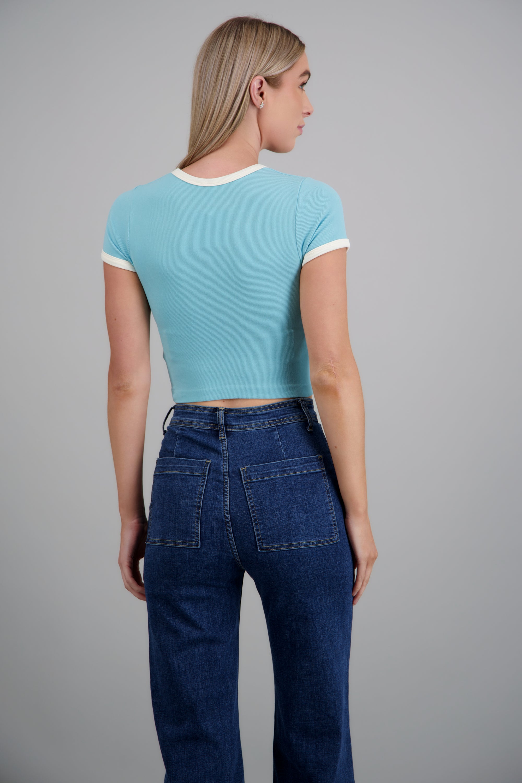 Crop top detalle bordado fruta manga corta AZUL COMBO