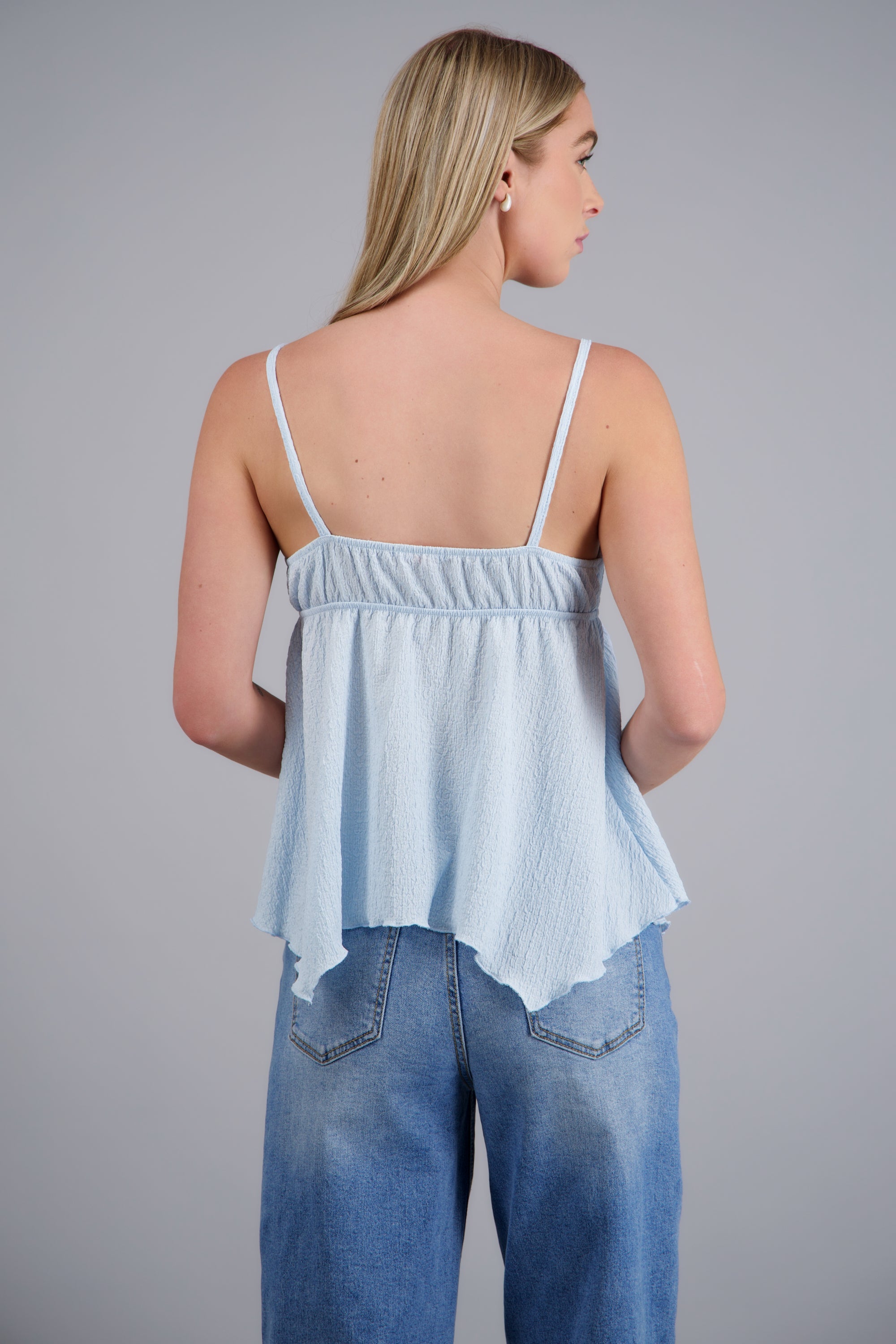 Top tirantes escote v plisado AZUL PASTEL