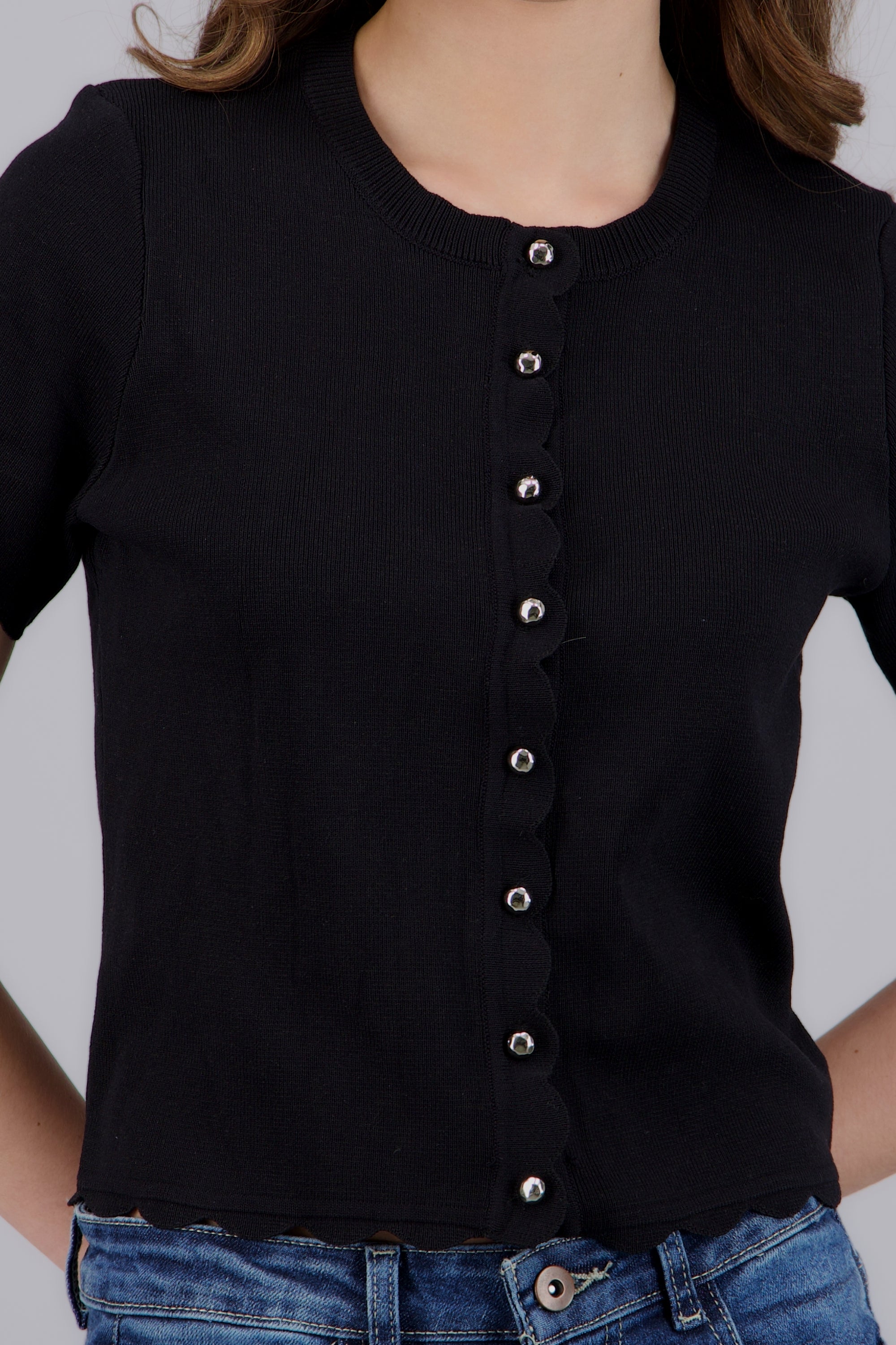 top canale botones manga corta NEGRO