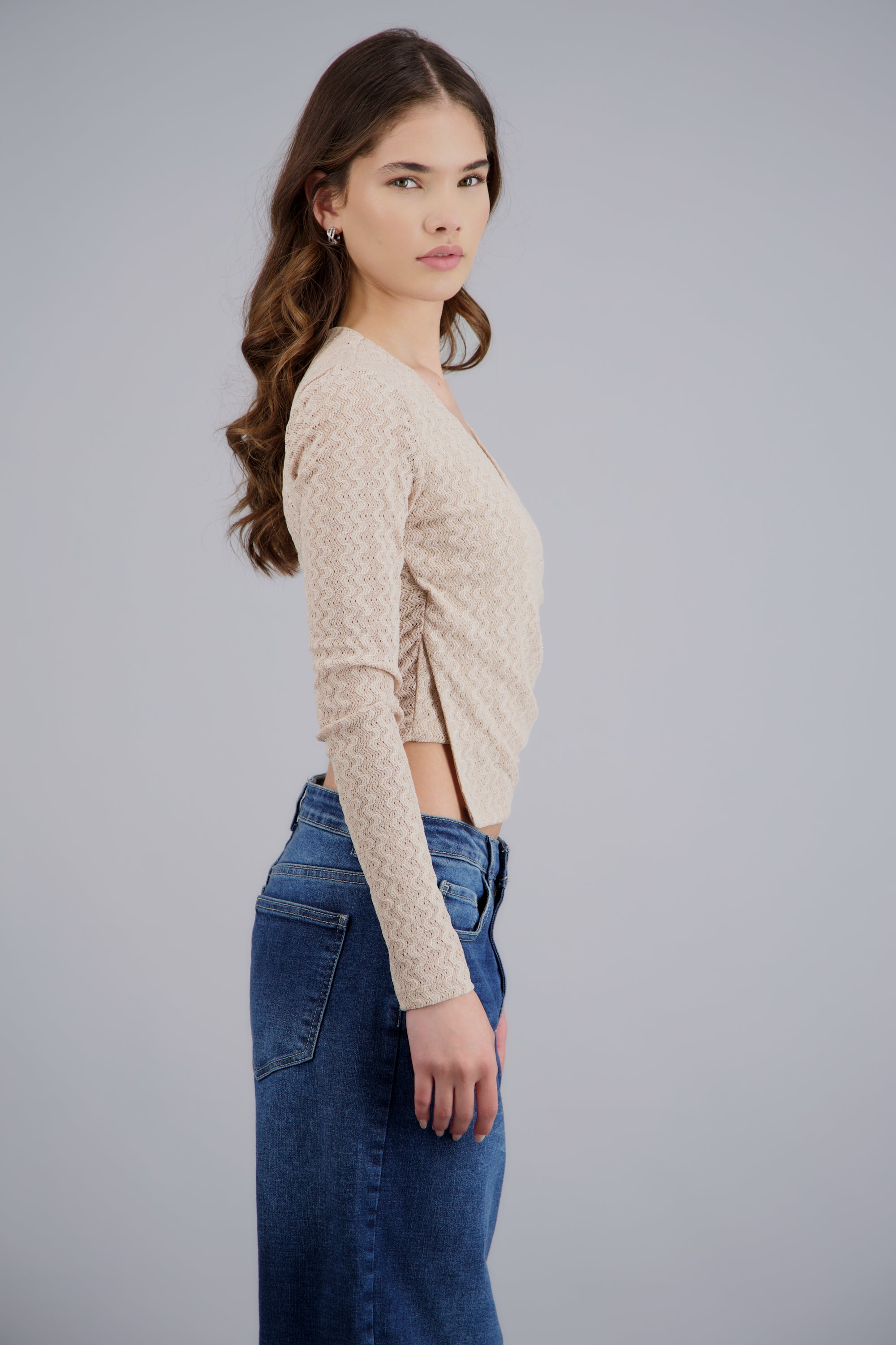 Blusa cruce tejido zigzag con brillo TAUPE