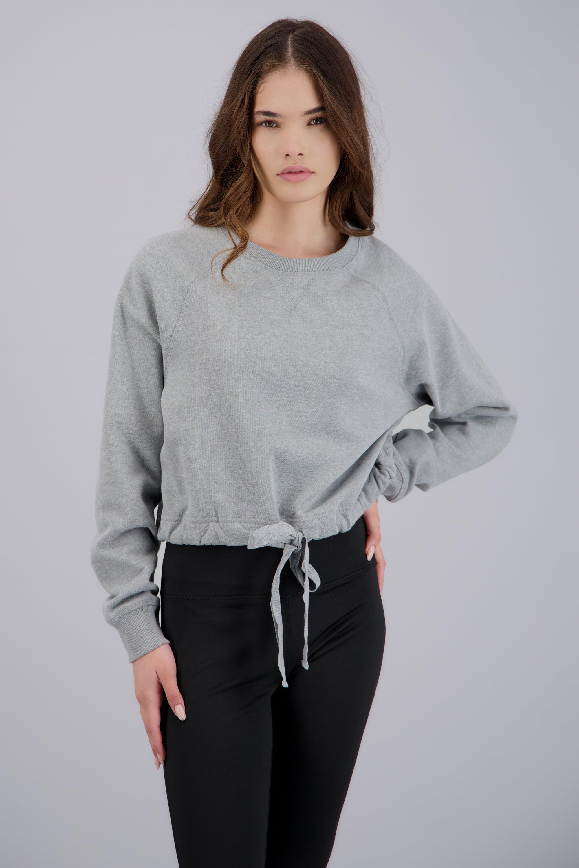 sudadera crop jareta ajuste GRIS