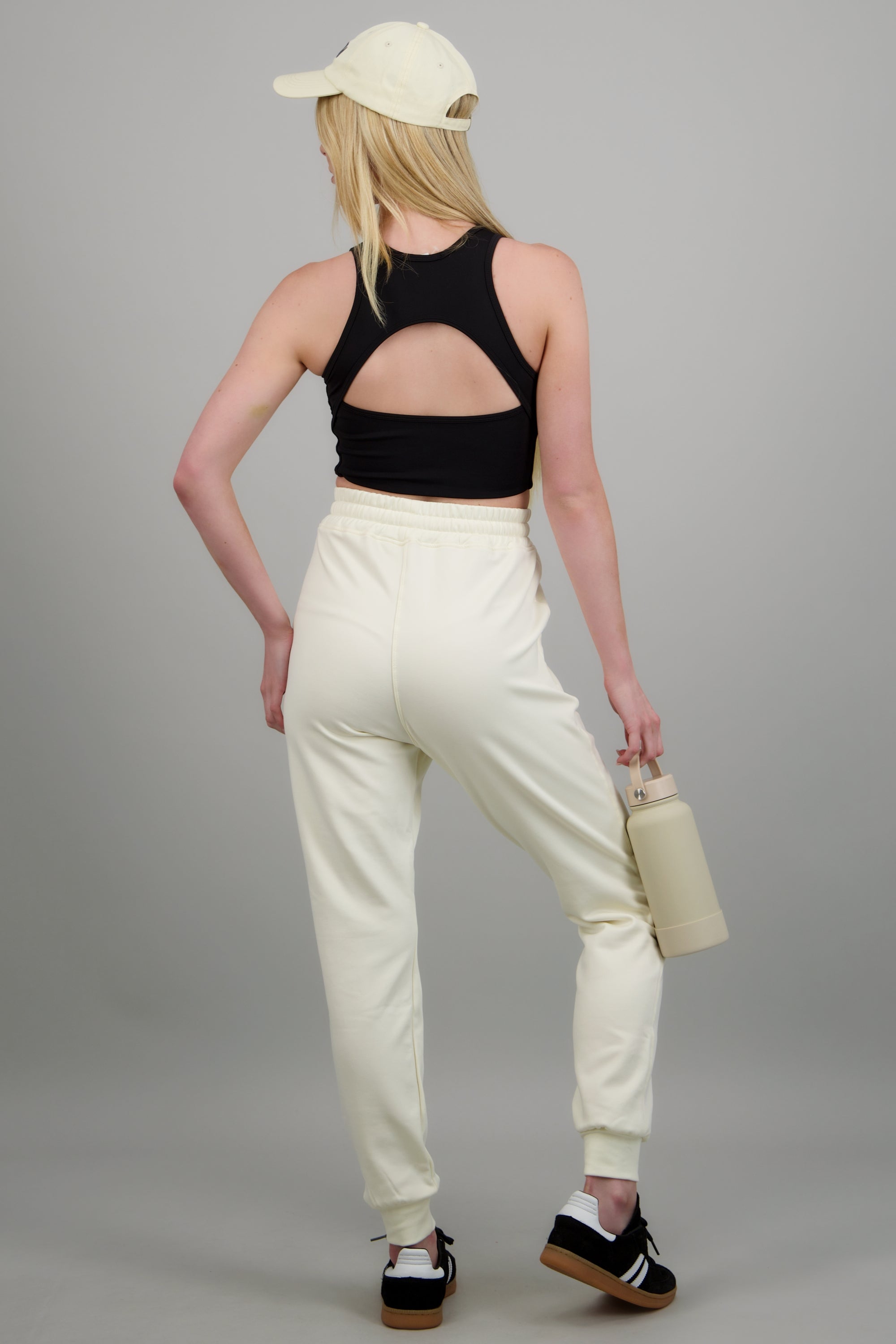 pantalon jogger tacto suave CREMA