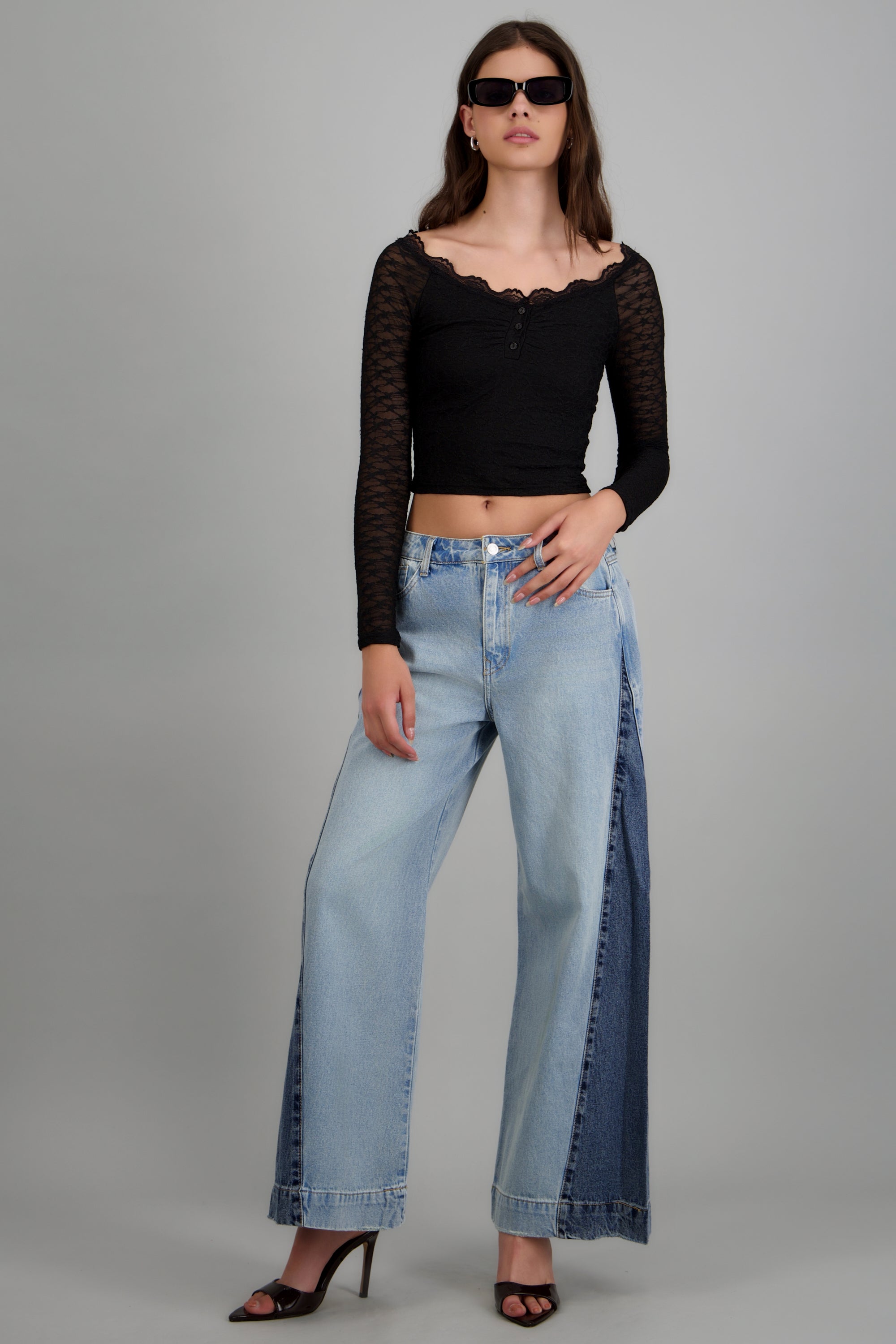 Jeans oversize tiro alto contraste LIGHT WASH