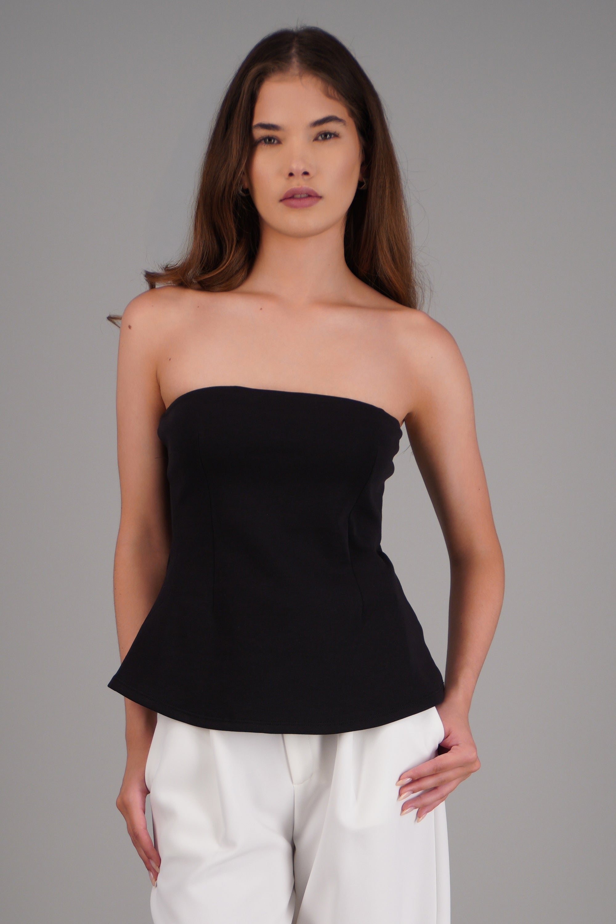 Top strapless pinzas NEGRO