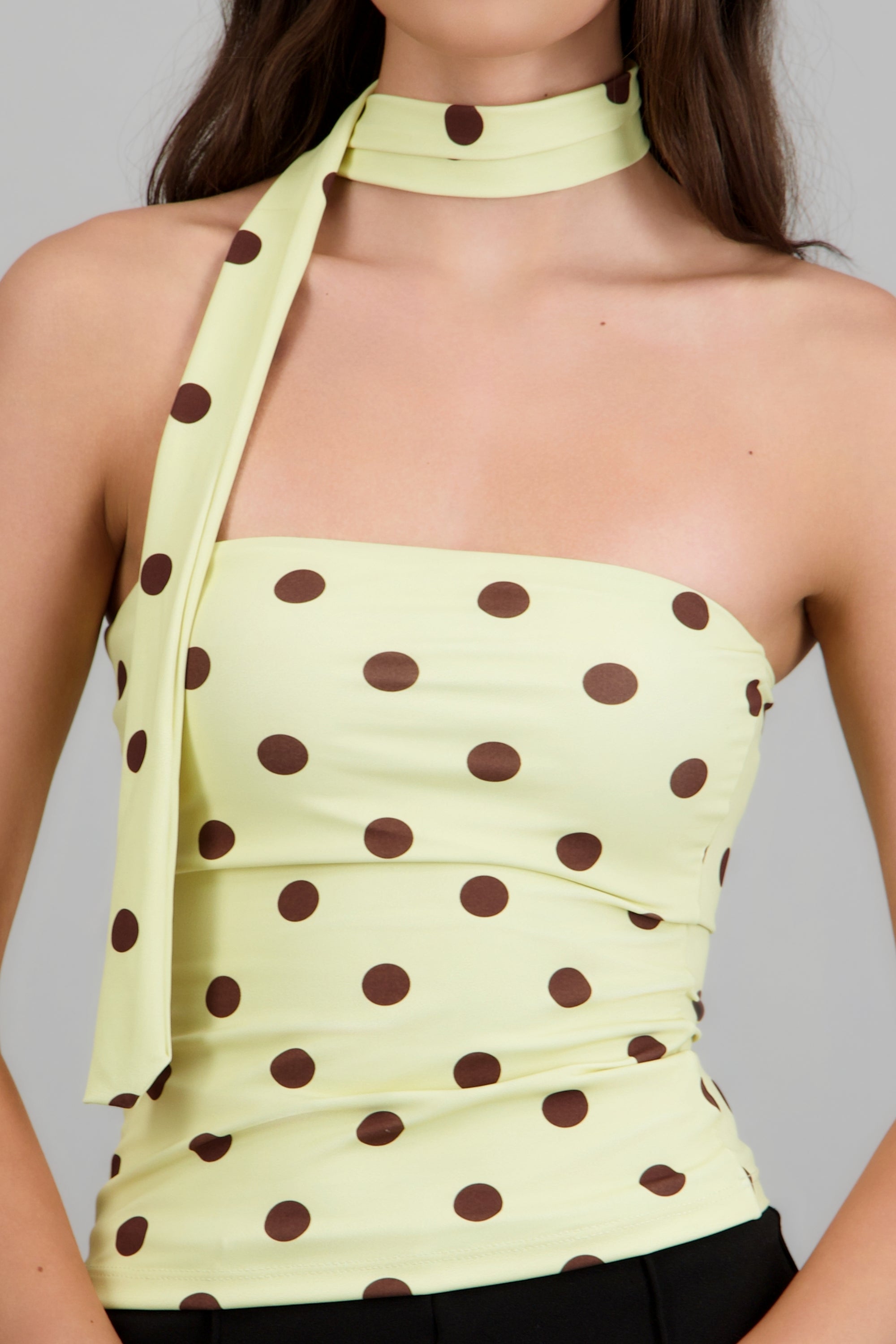 Top tubo detalle bufanda polka dots AMARILLO COMBO