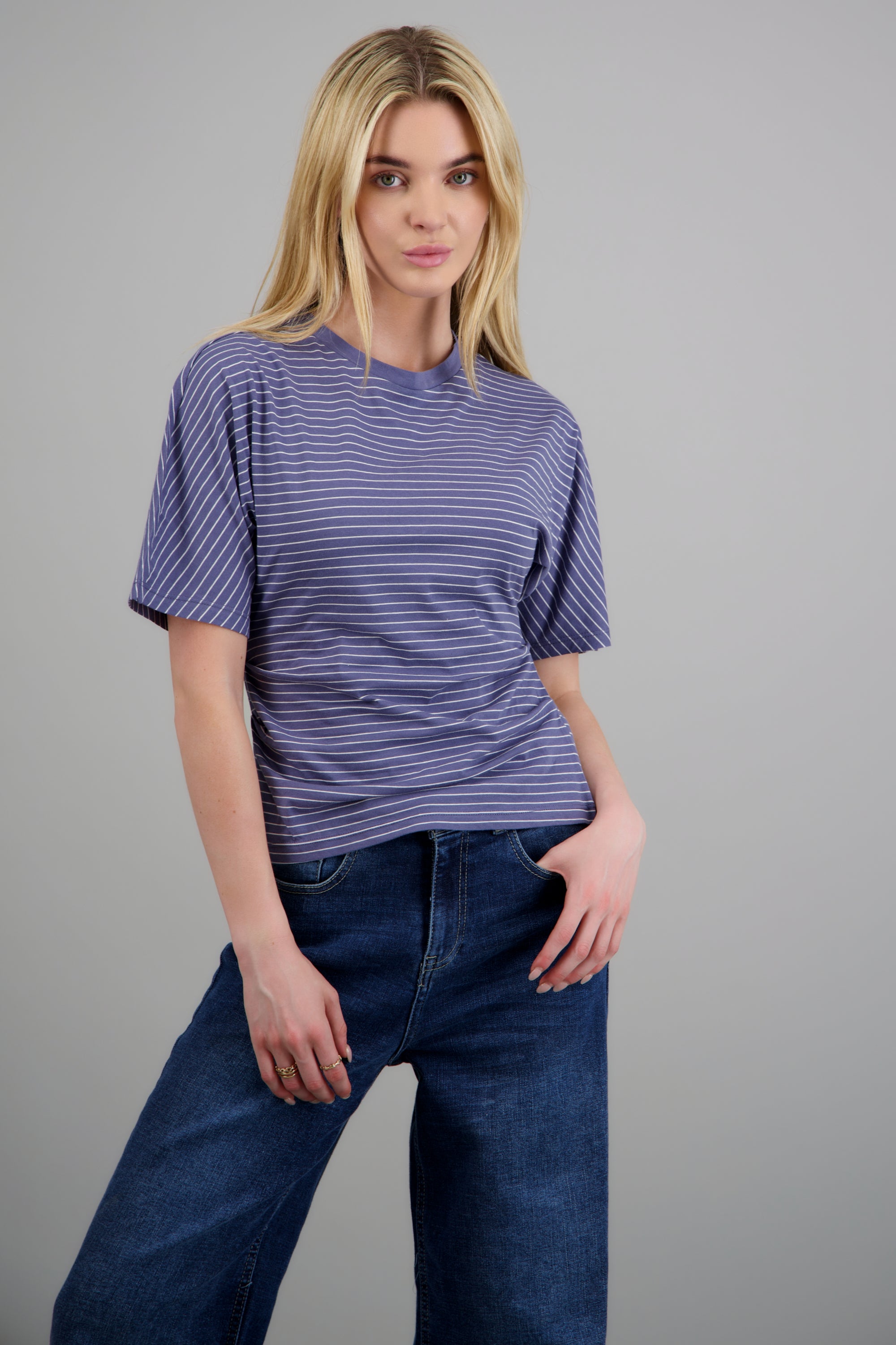 Top de punto rayas con silueta definida AZUL