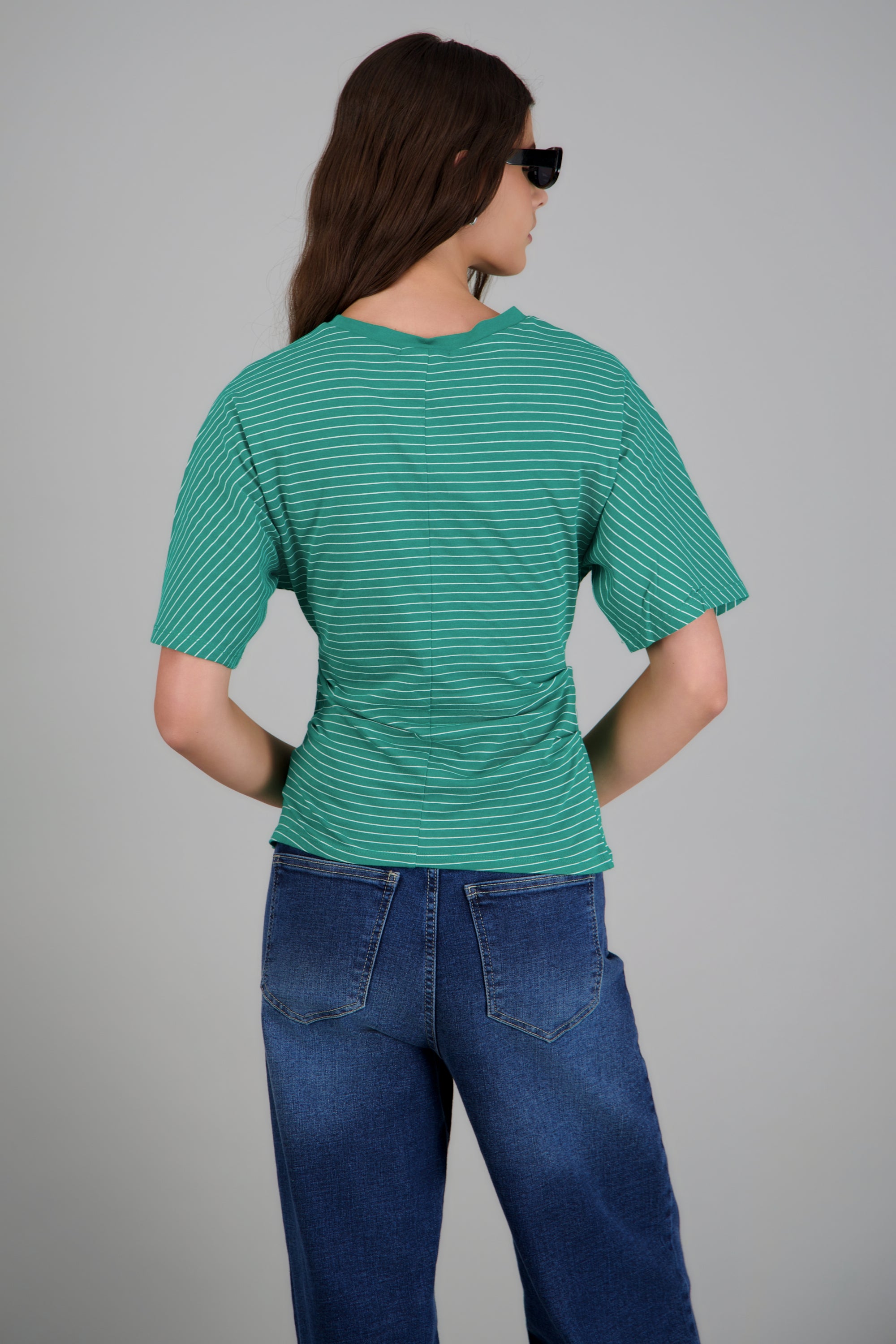 Top de punto rayas con silueta definida VERDE COMBO