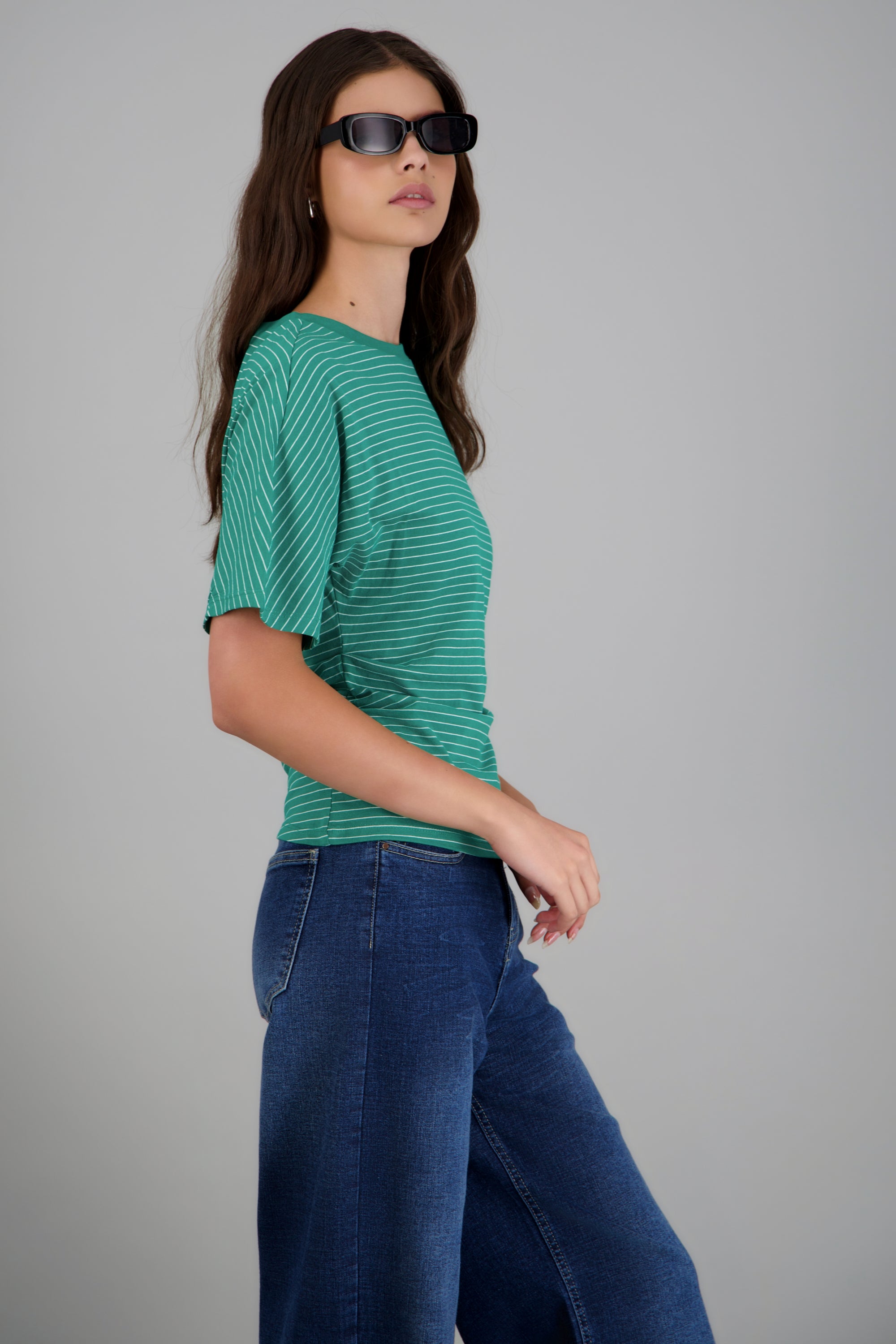 Top de punto rayas con silueta definida VERDE COMBO