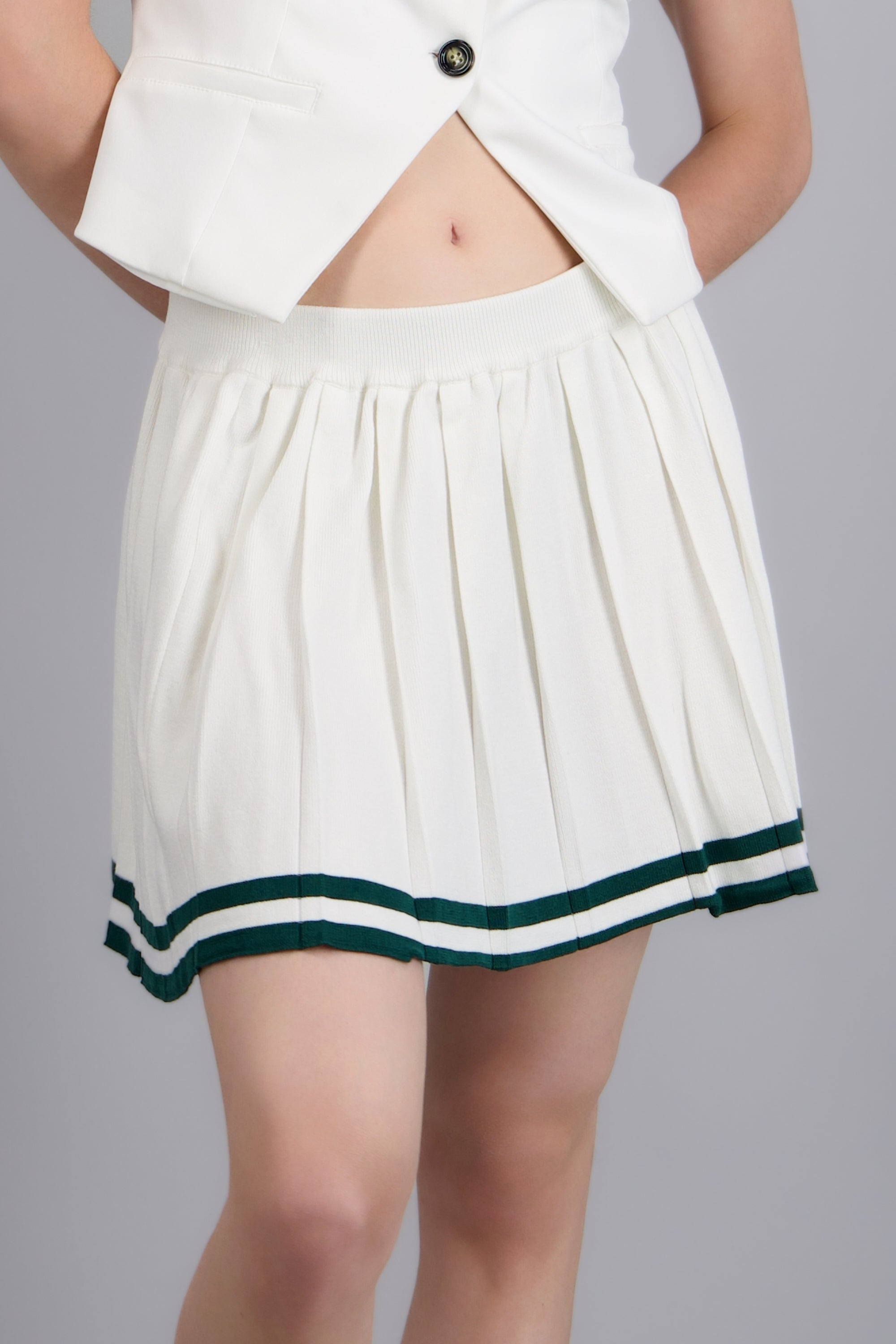 WHITE COMBO
