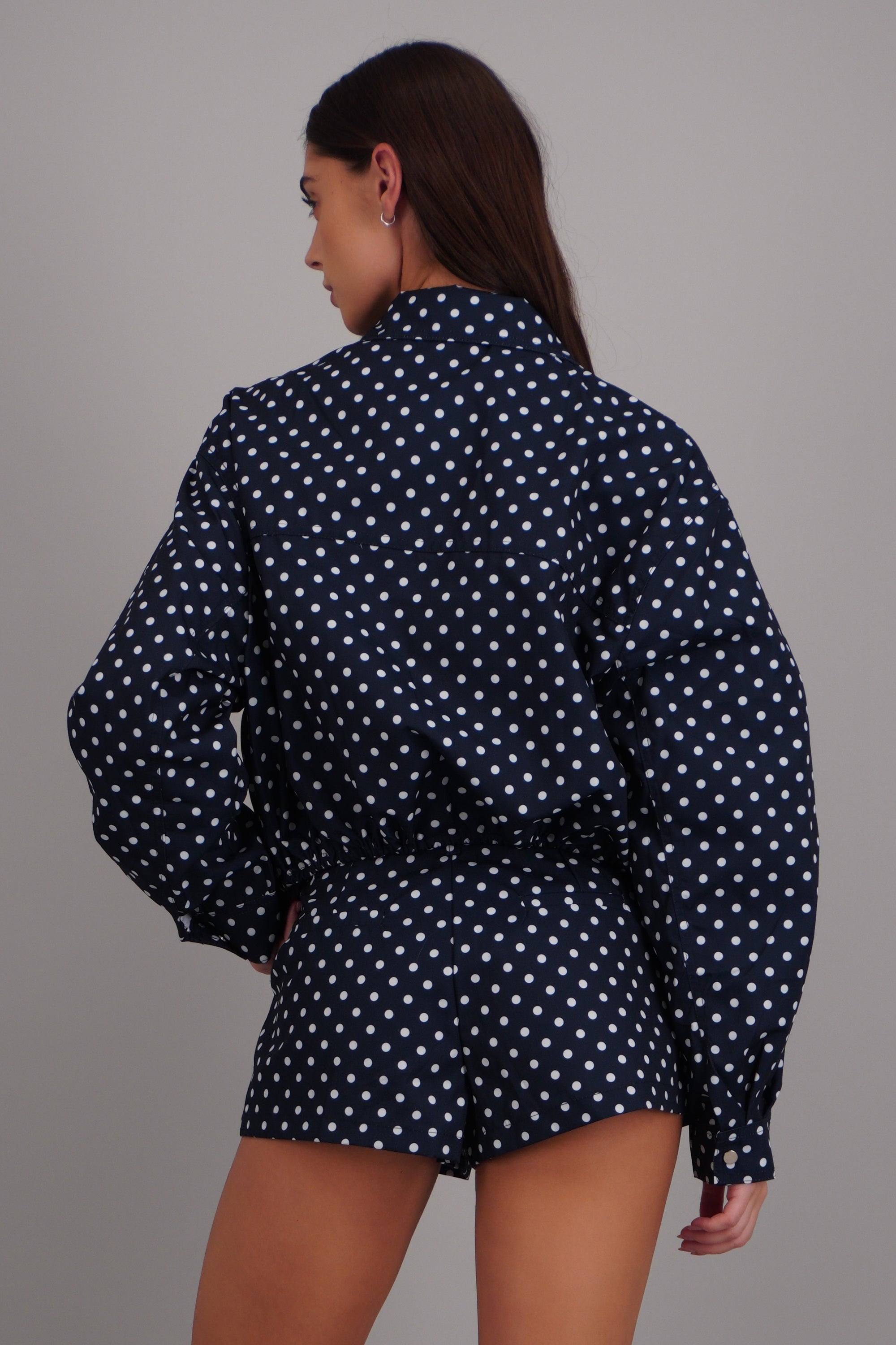 Chamarra ligera polkadots con cuello alto MARINO