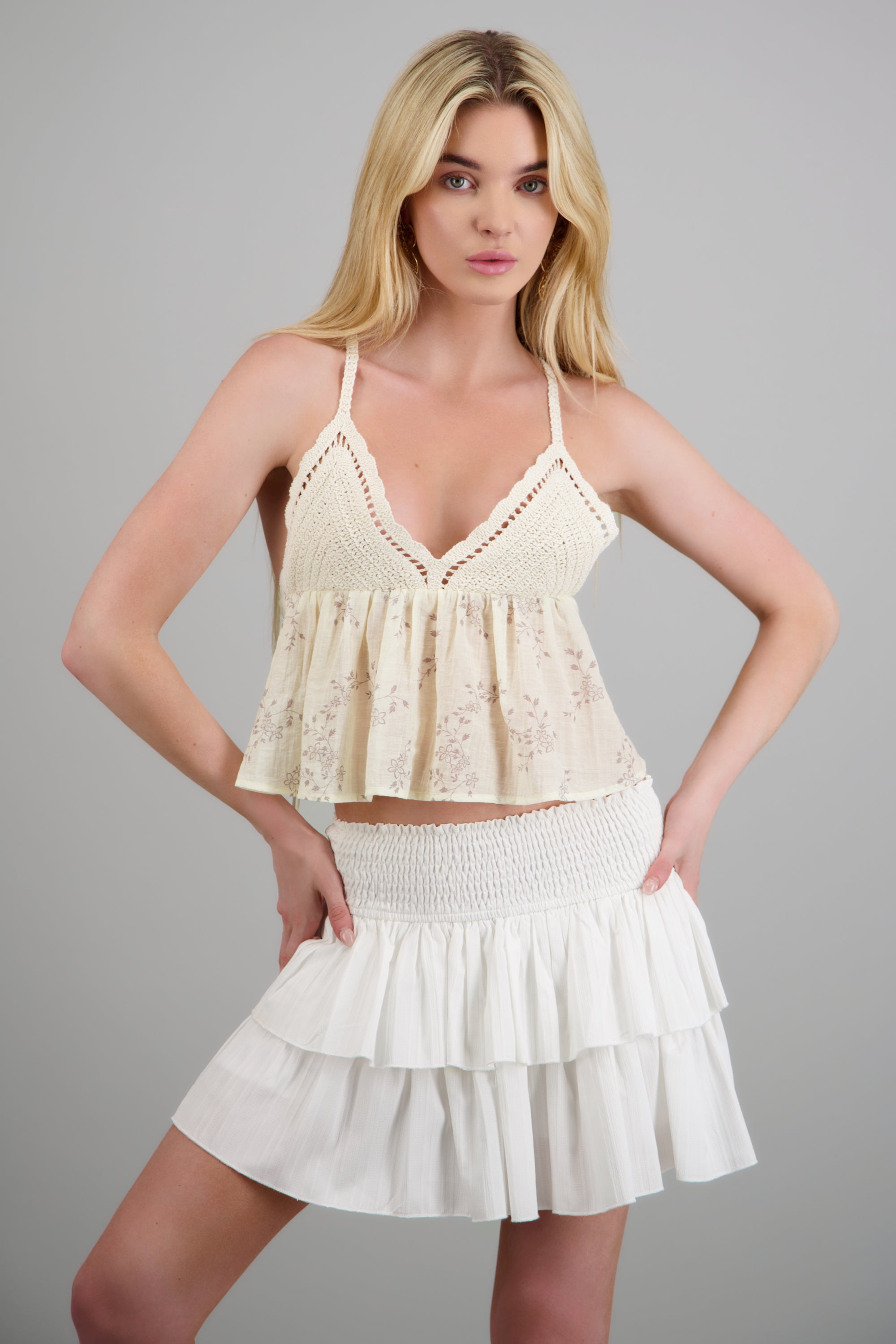Top detalle tejido peplum CREMA