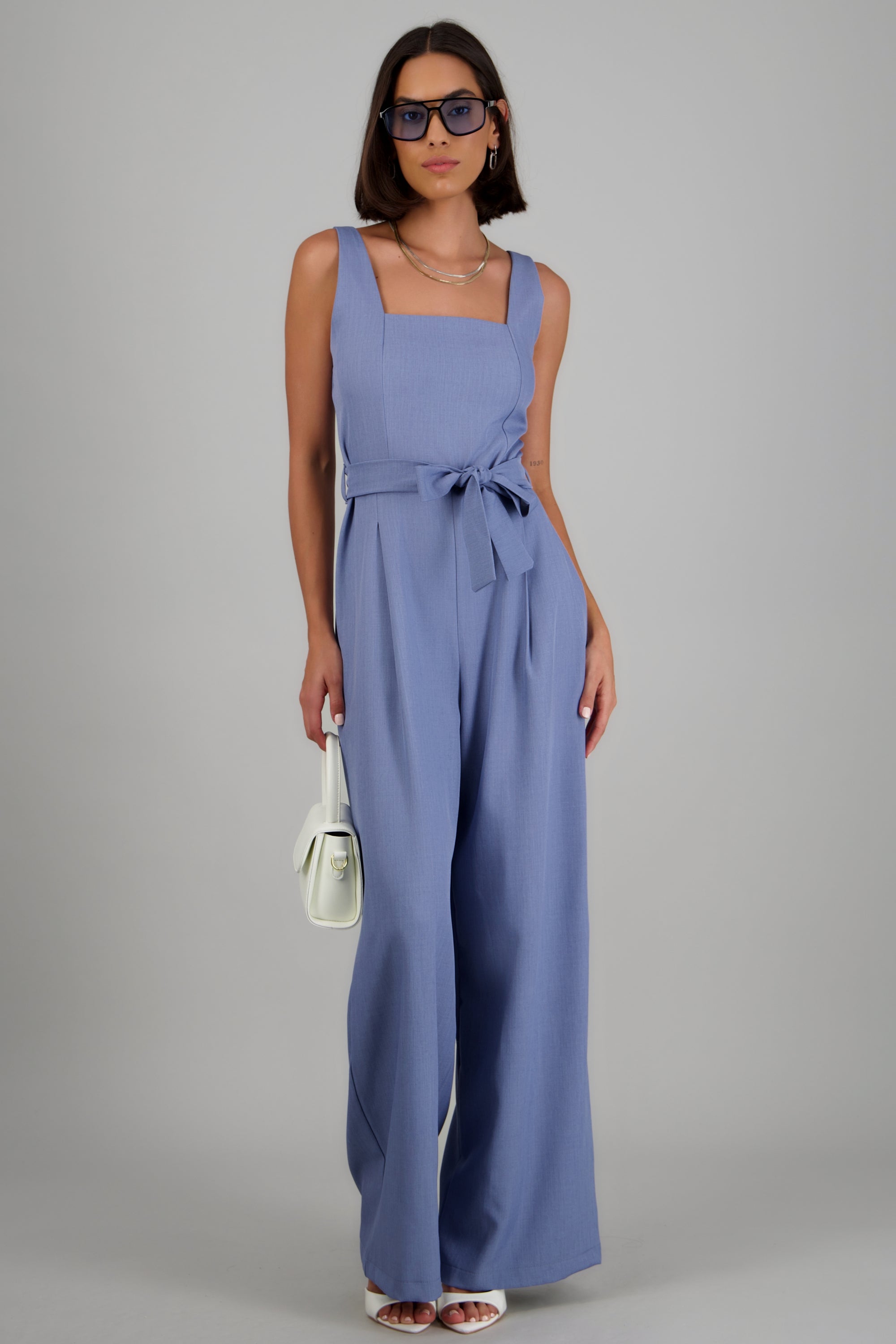 Jumpsuit tirantes detalle cinturon AZUL