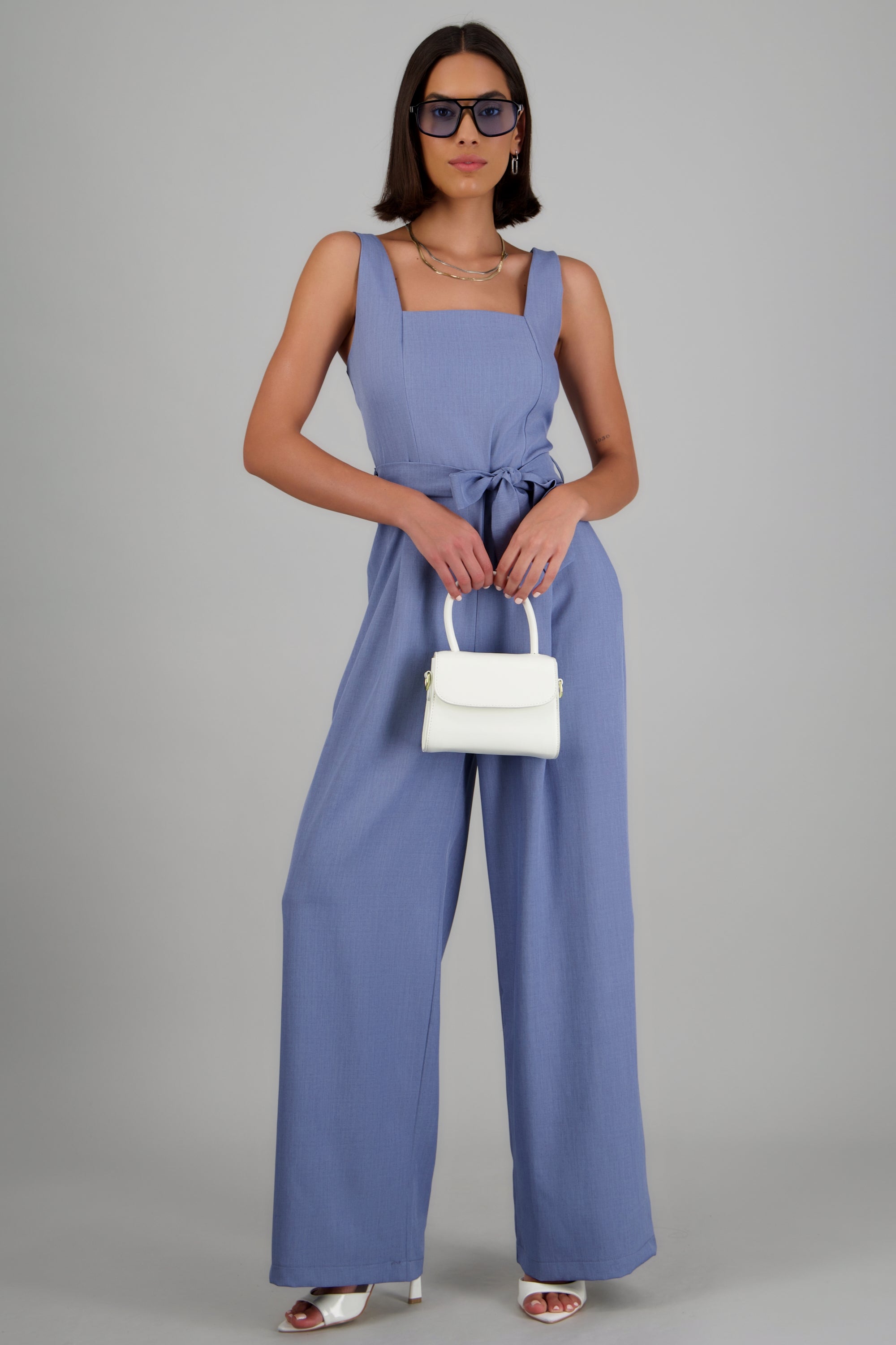Jumpsuit tirantes detalle cinturon AZUL