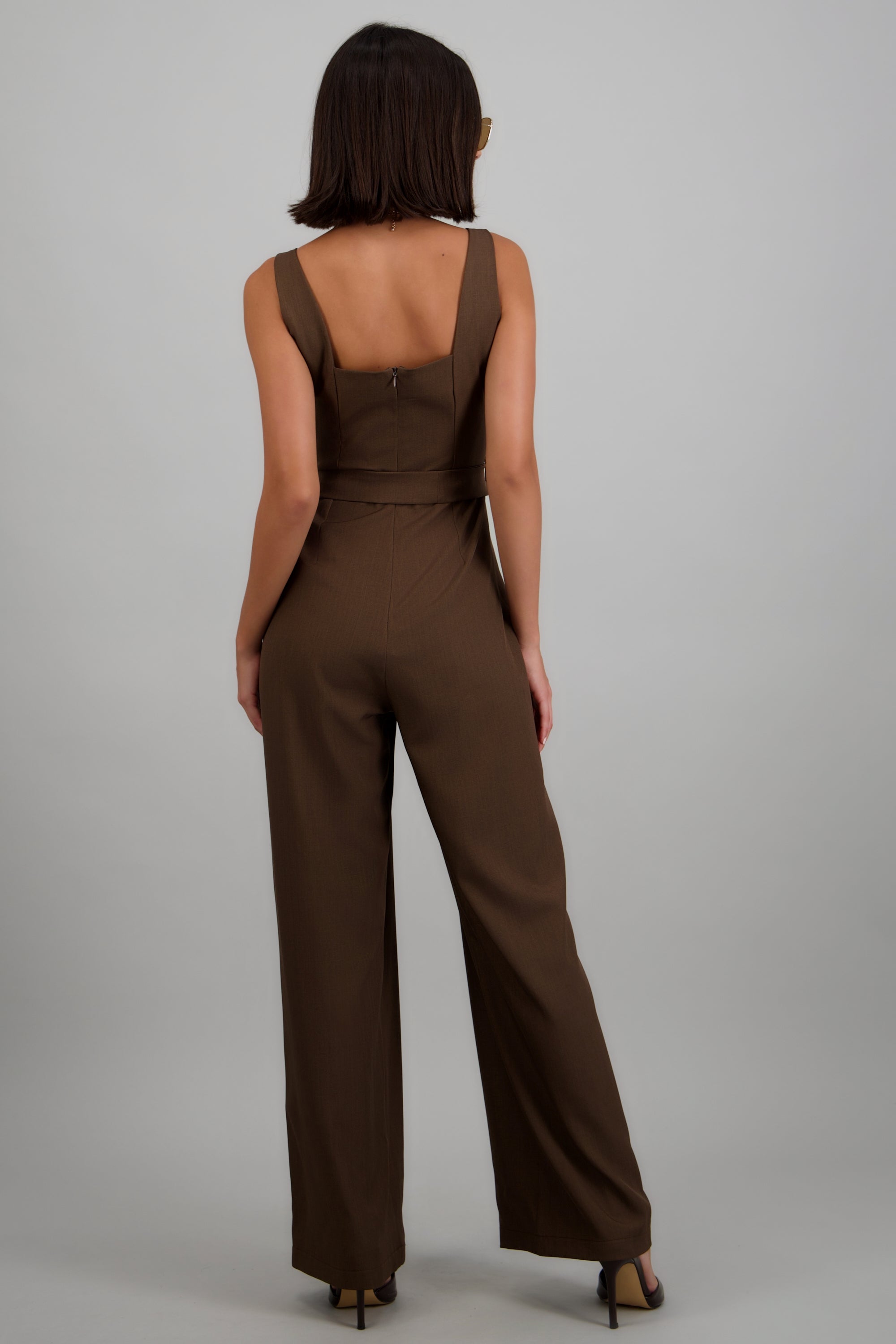 Jumpsuit tirantes detalle cinturon CAFE OBSCURO