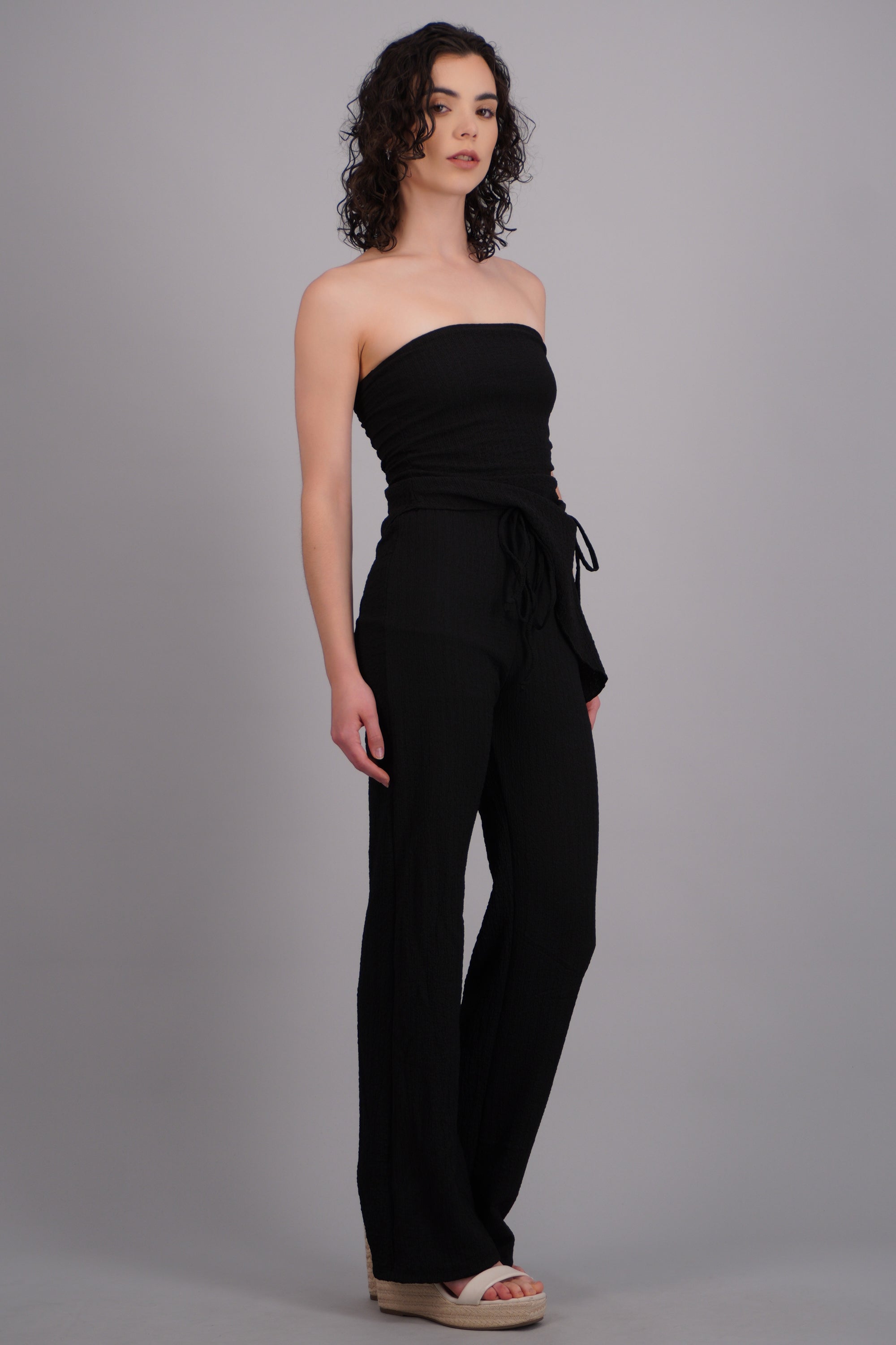 Pantalones con jaretas textura NEGRO