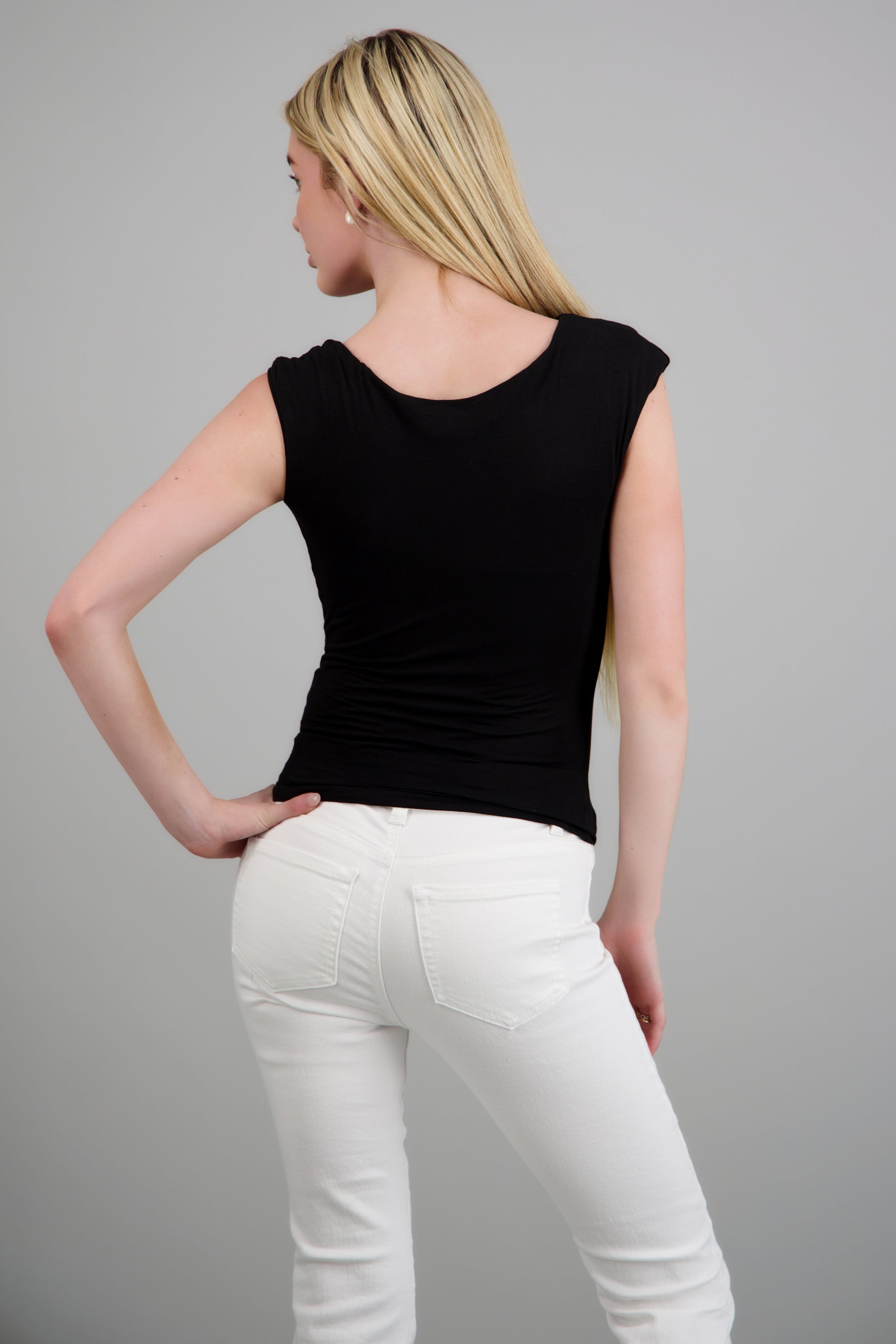 Top drapeado detalle herraje NEGRO