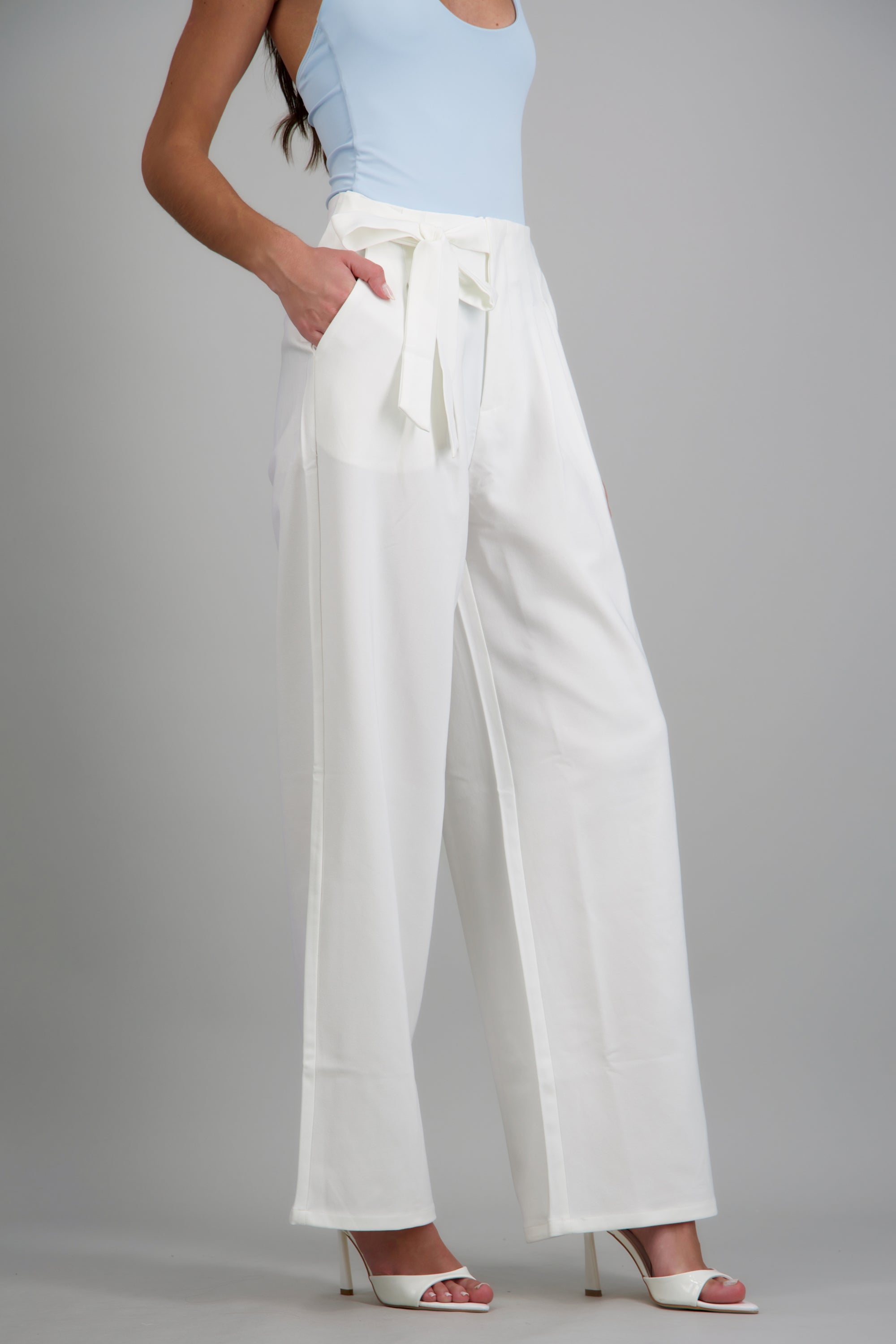 Pantalon de vestir detalle liston BLANCO