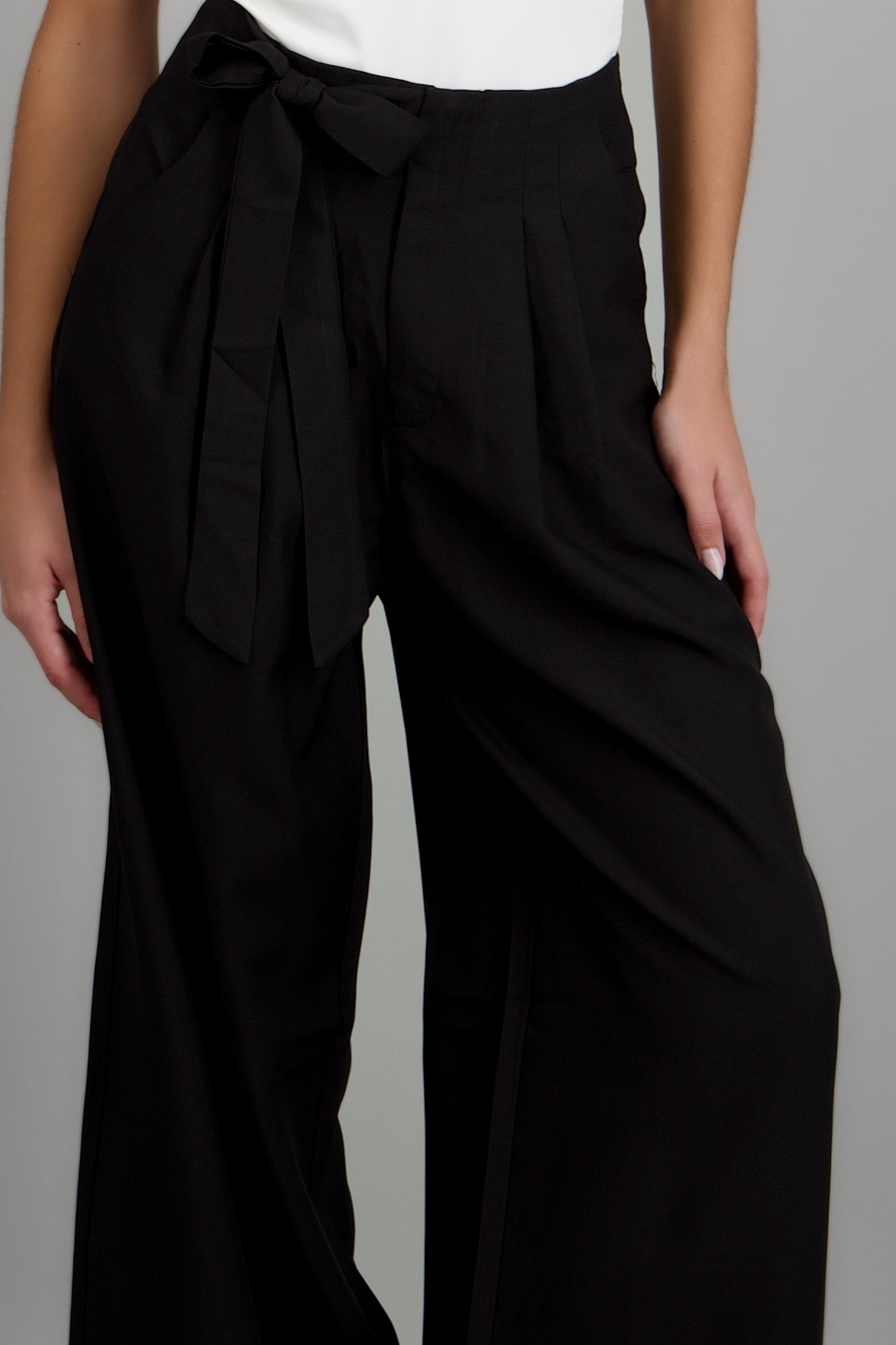 Pantalon de vestir detalle liston NEGRO
