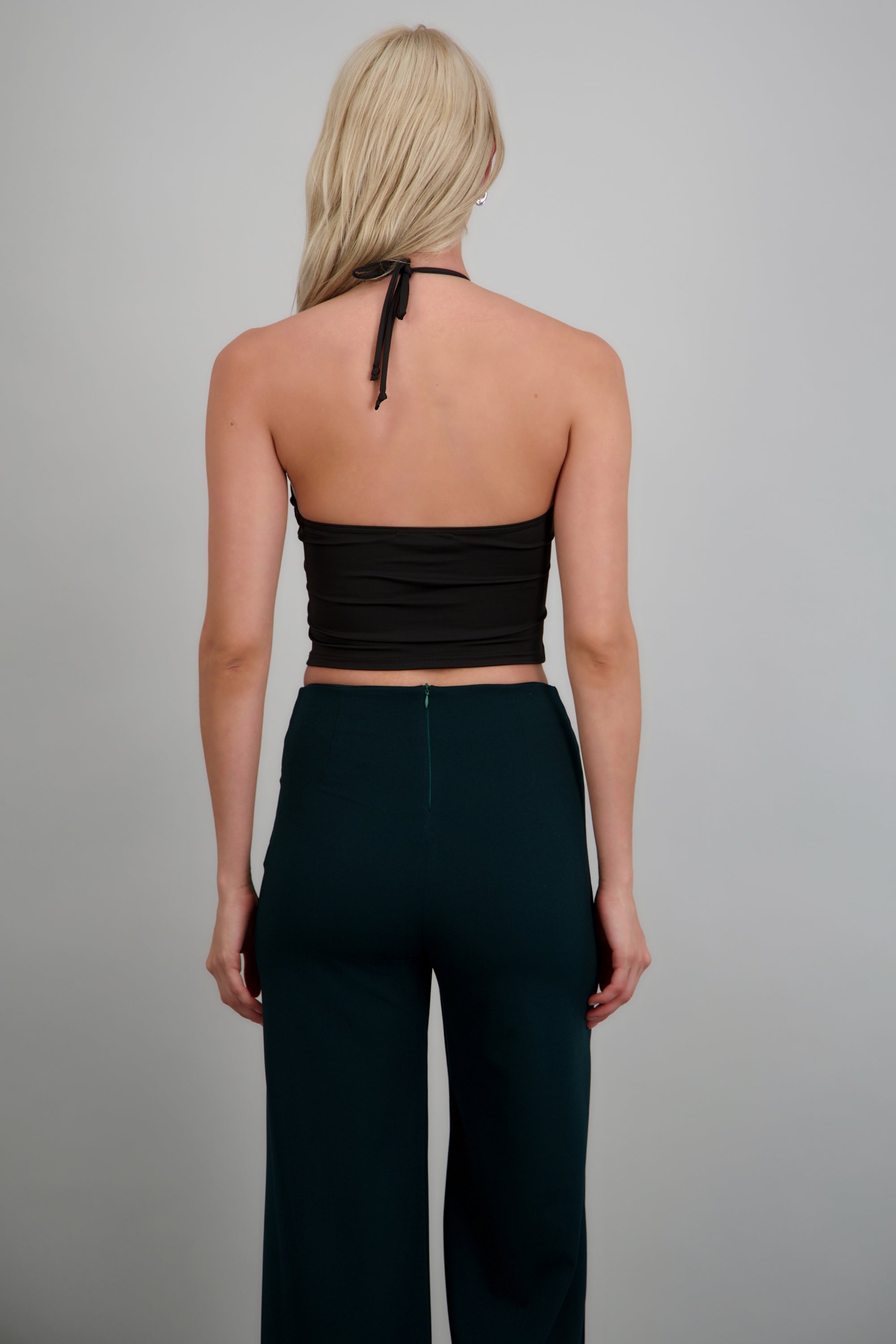 Top cuello redondo escote espalda NEGRO
