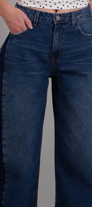 MEDIUM WASH