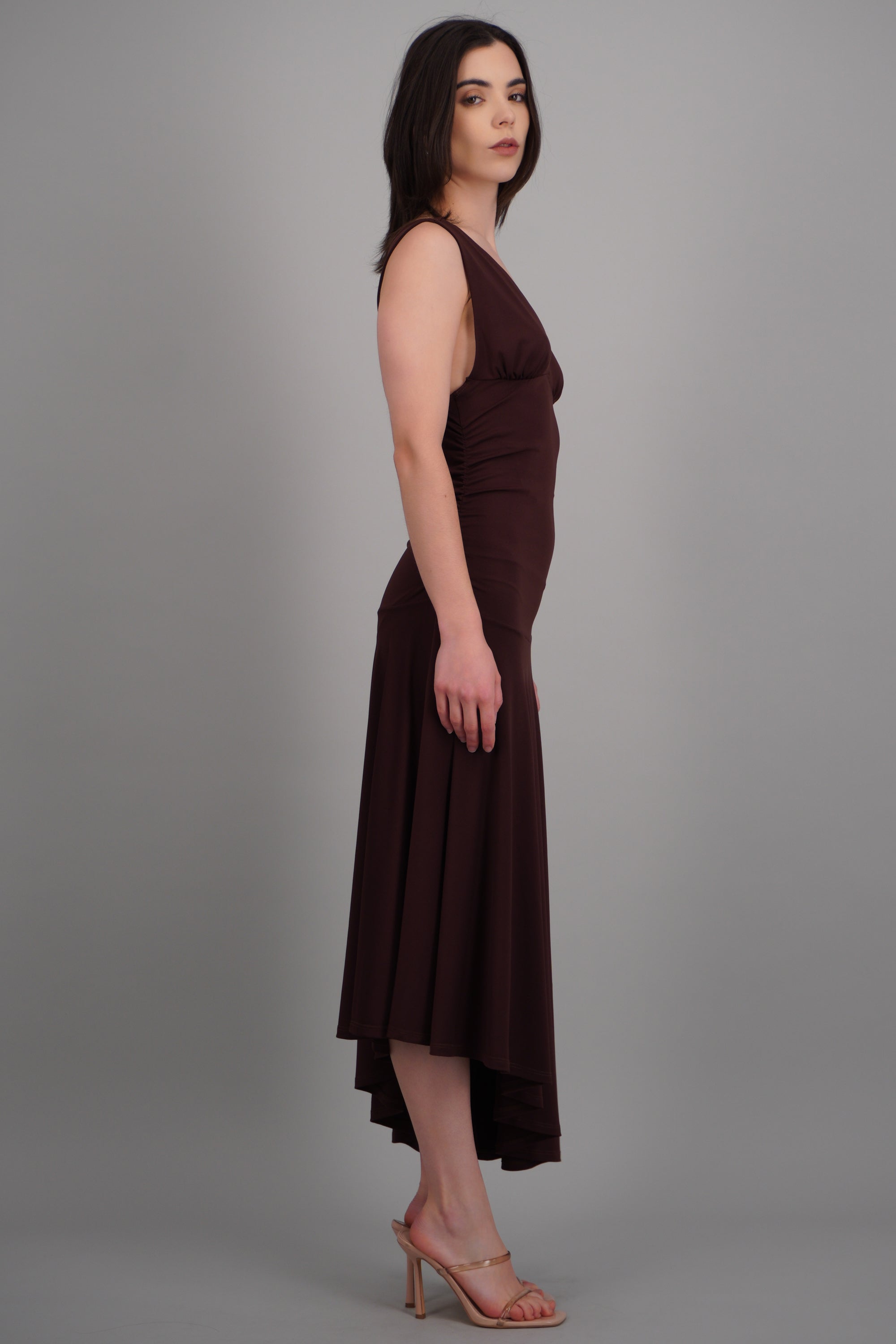 Vestido midi escote V drop waisted CHOCOLATE