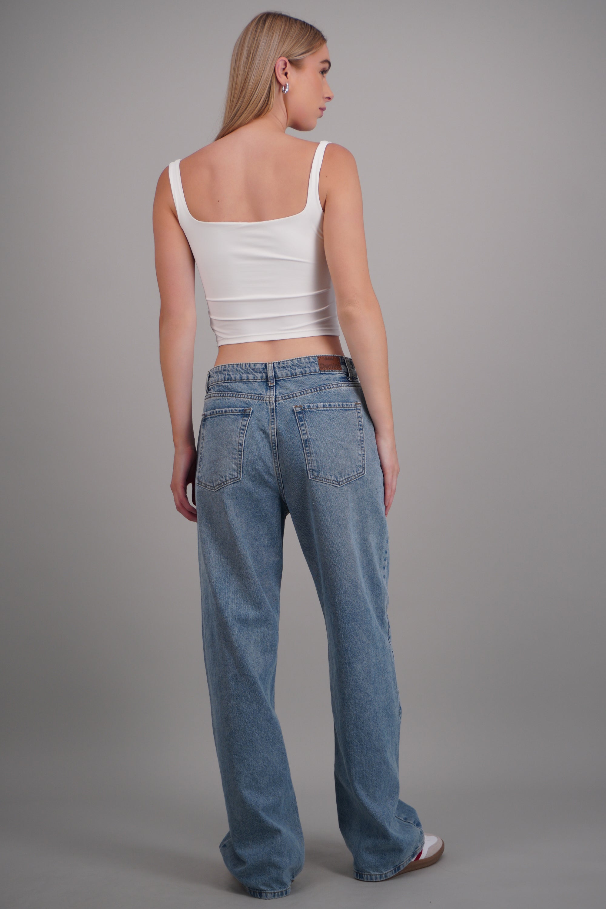 Jeans wide leg mini dobladillo LIGHT WASH