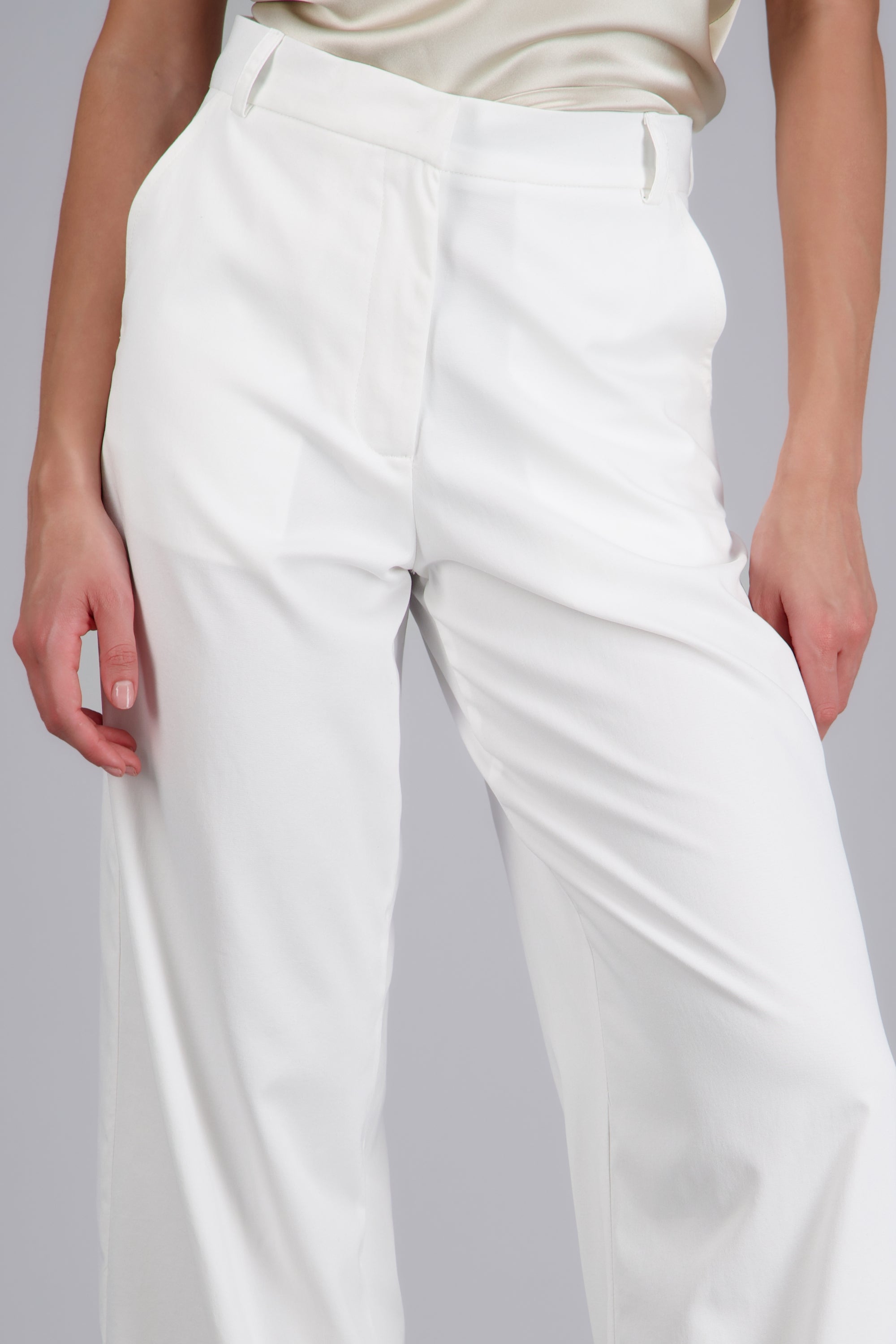 Pantalon sastre con valenciana HUESO