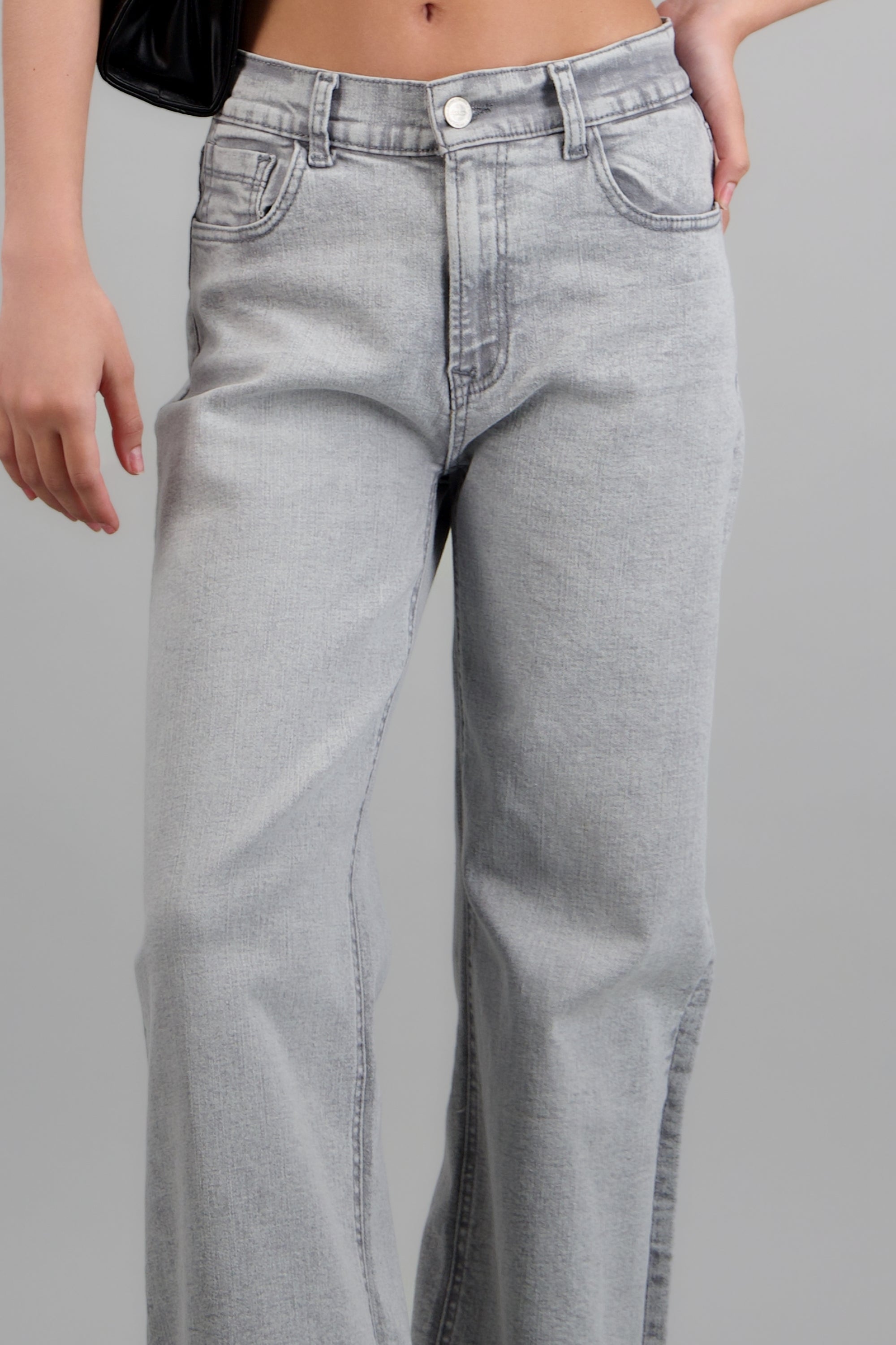 Jeans wide leg amplios GRIS CLARO