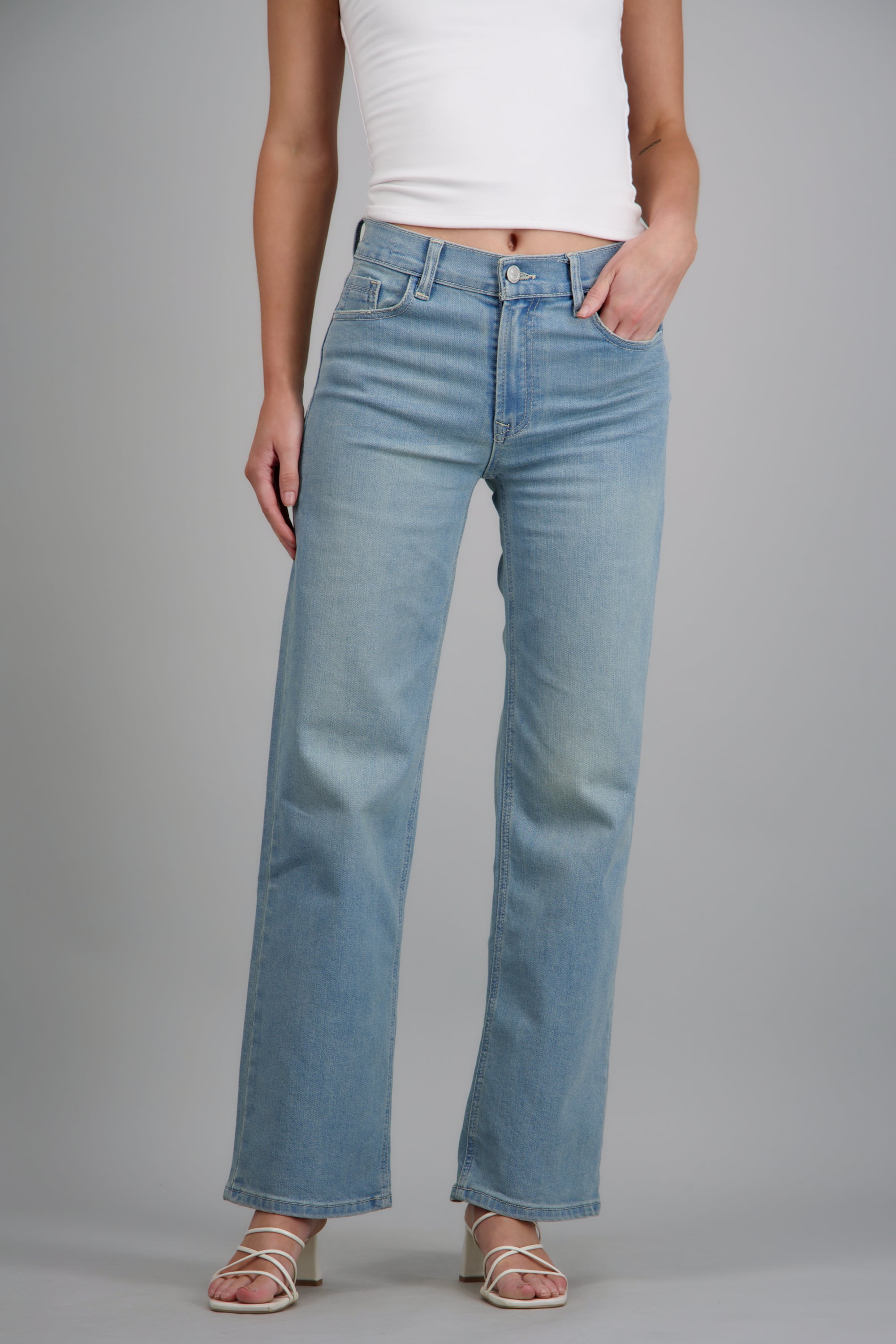 Jeans wide leg básico LIGHT WASH