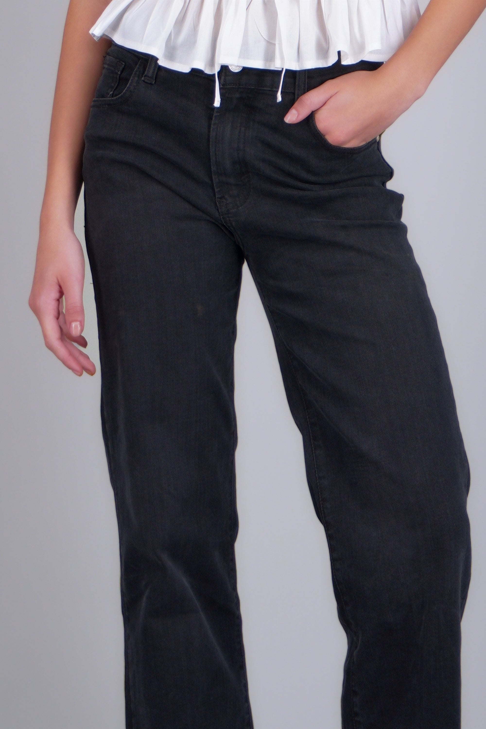 Jeans straight básicos NEGRO