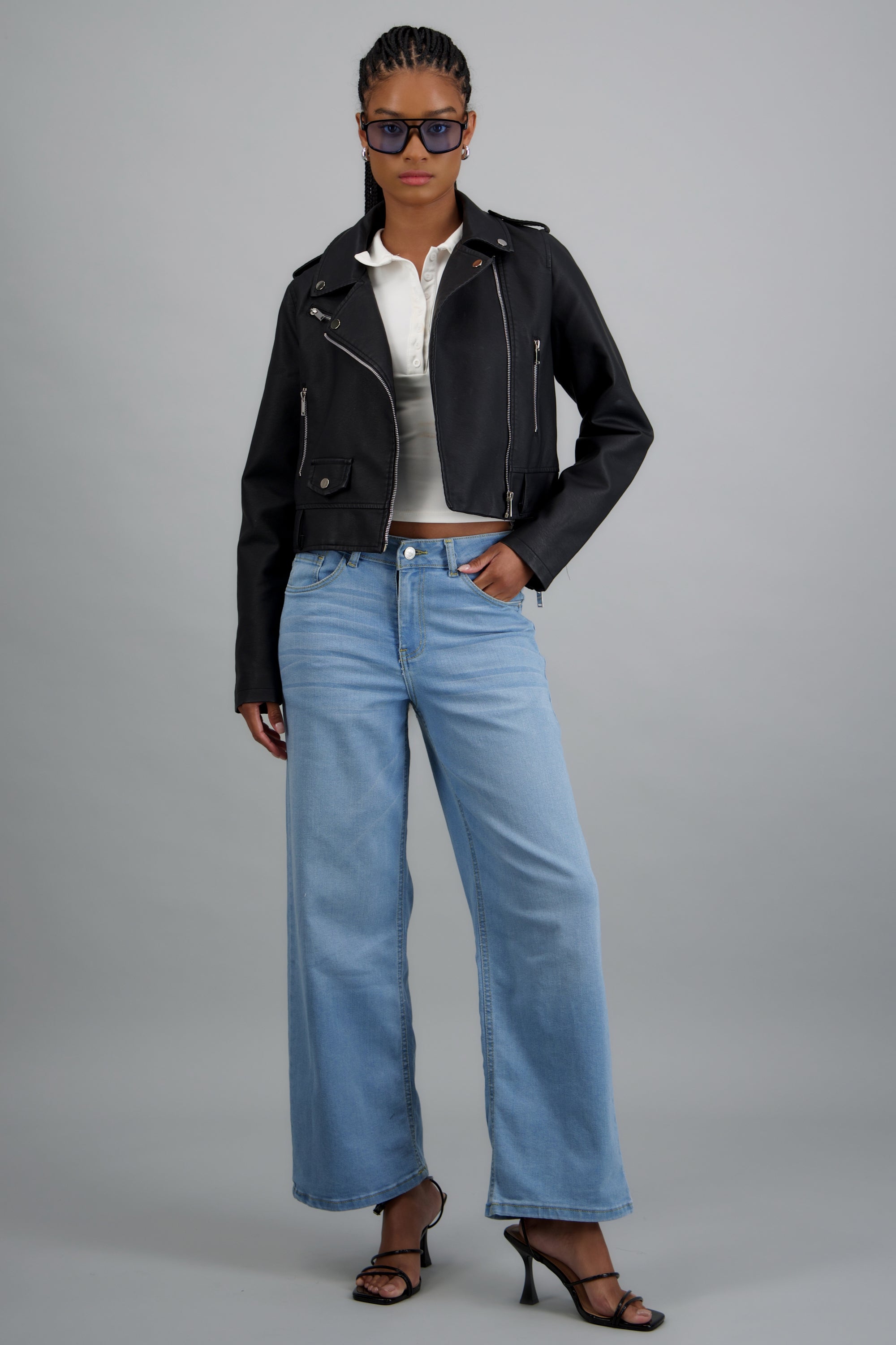 Jeans wide leg básicos LIGHT WASH
