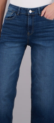 MEDIUM WASH