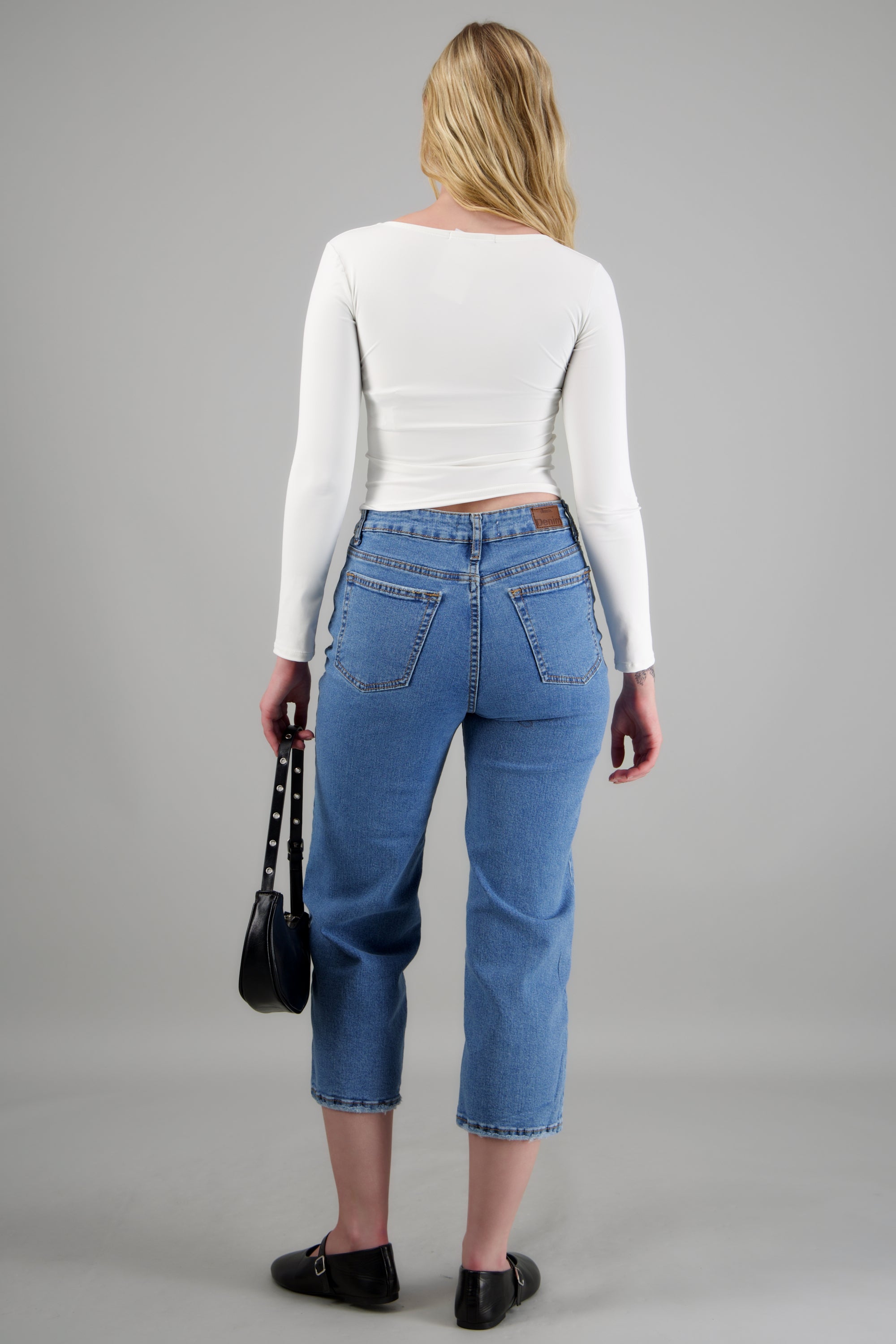 Jeans cropped pretina cruzada MEDIUM WASH